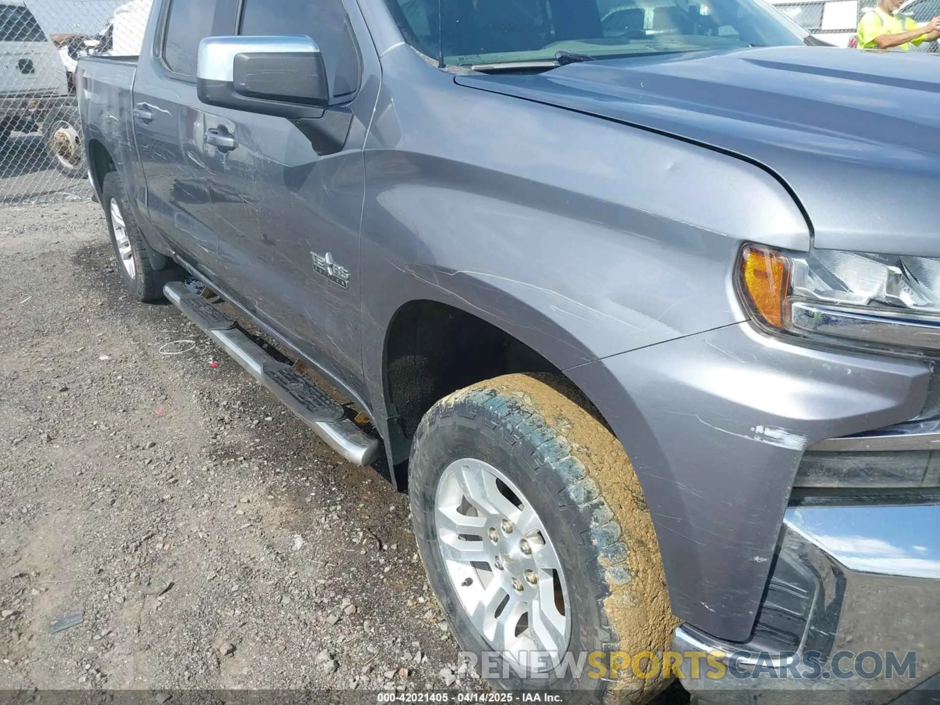6 Photograph of a damaged car 3GCUYDED3LG193788 CHEVROLET SILVERADO 1500 2020