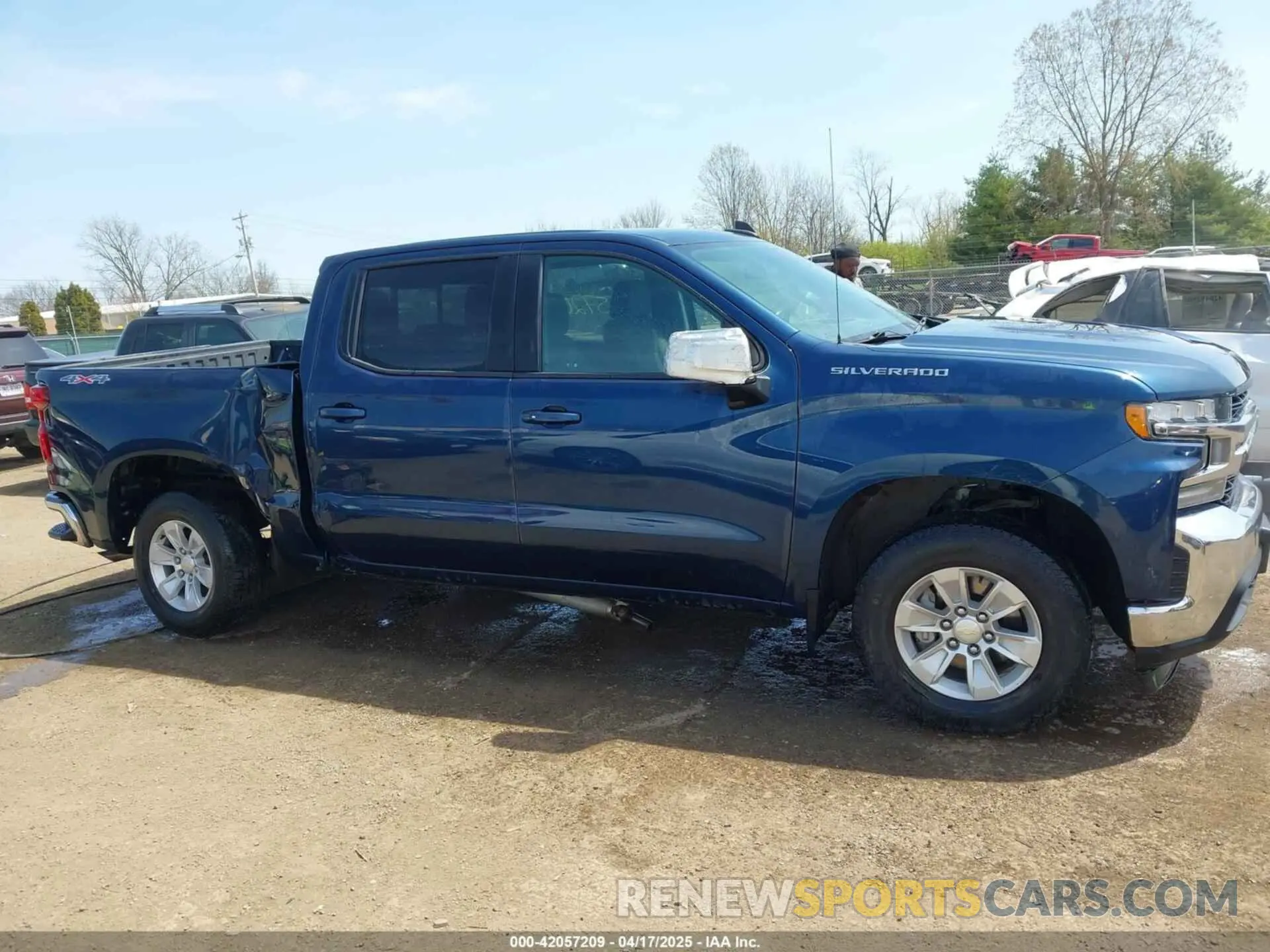 13 Photograph of a damaged car 3GCUYDED3LG339171 CHEVROLET SILVERADO 1500 2020