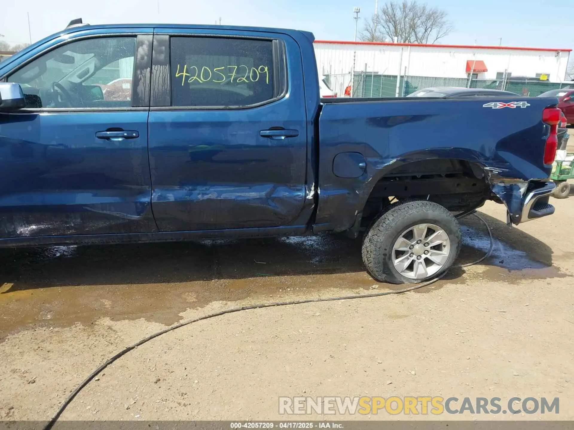 6 Photograph of a damaged car 3GCUYDED3LG339171 CHEVROLET SILVERADO 1500 2020