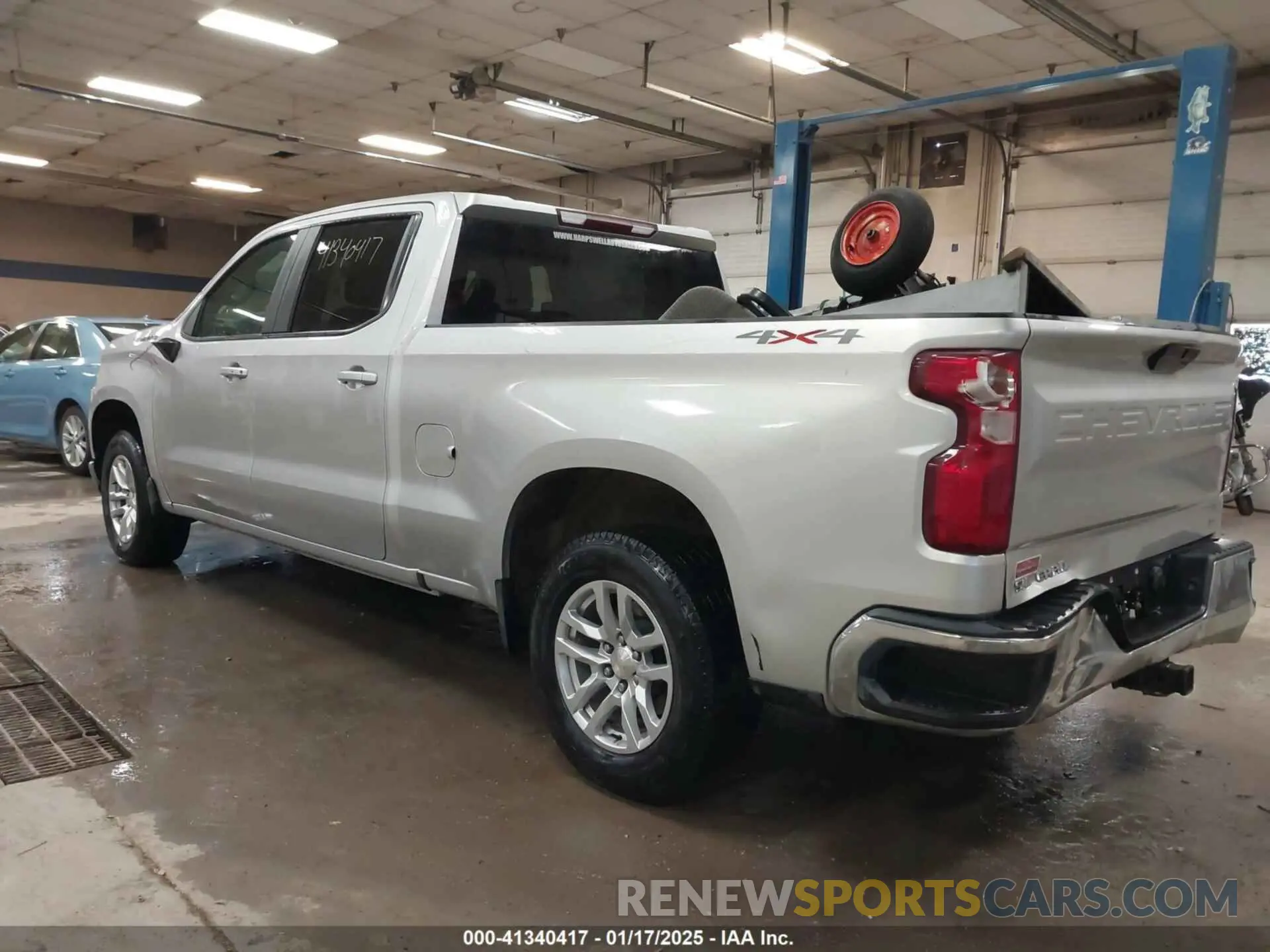 3 Photograph of a damaged car 3GCUYDED4LG157463 CHEVROLET SILVERADO 1500 2020