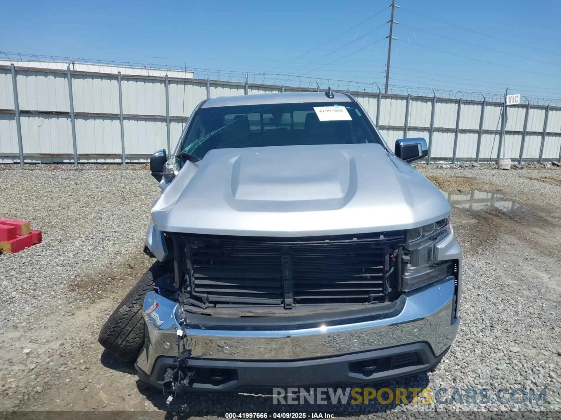 12 Photograph of a damaged car 3GCUYDED4LG404805 CHEVROLET SILVERADO 1500 2020