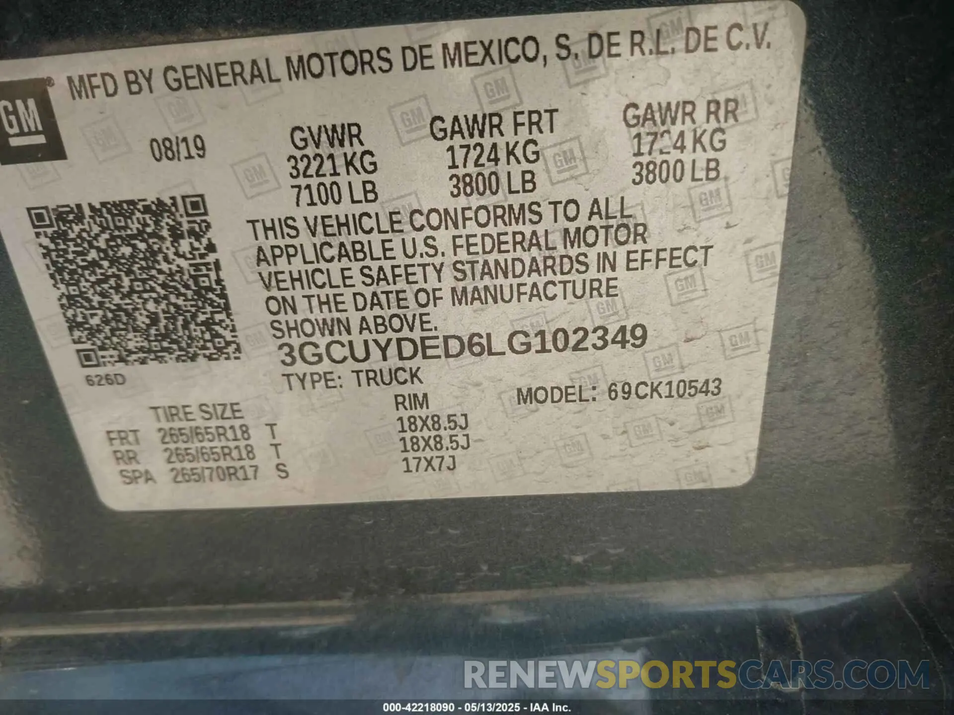 9 Photograph of a damaged car 3GCUYDED6LG102349 CHEVROLET SILVERADO 1500 2020