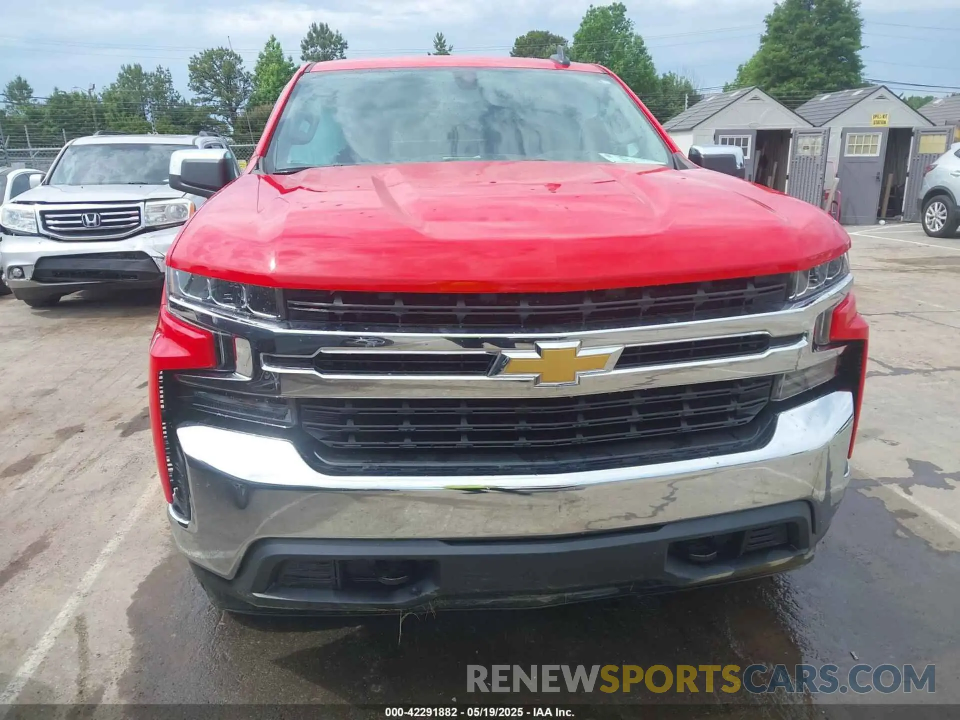 6 Photograph of a damaged car 3GCUYDED6LG418611 CHEVROLET SILVERADO 1500 2020