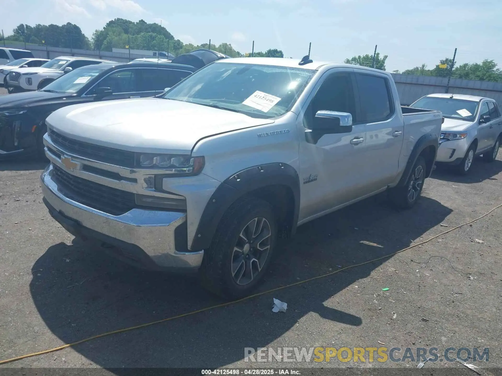 2 Photograph of a damaged car 3GCUYDED6LG421234 CHEVROLET SILVERADO 1500 2020