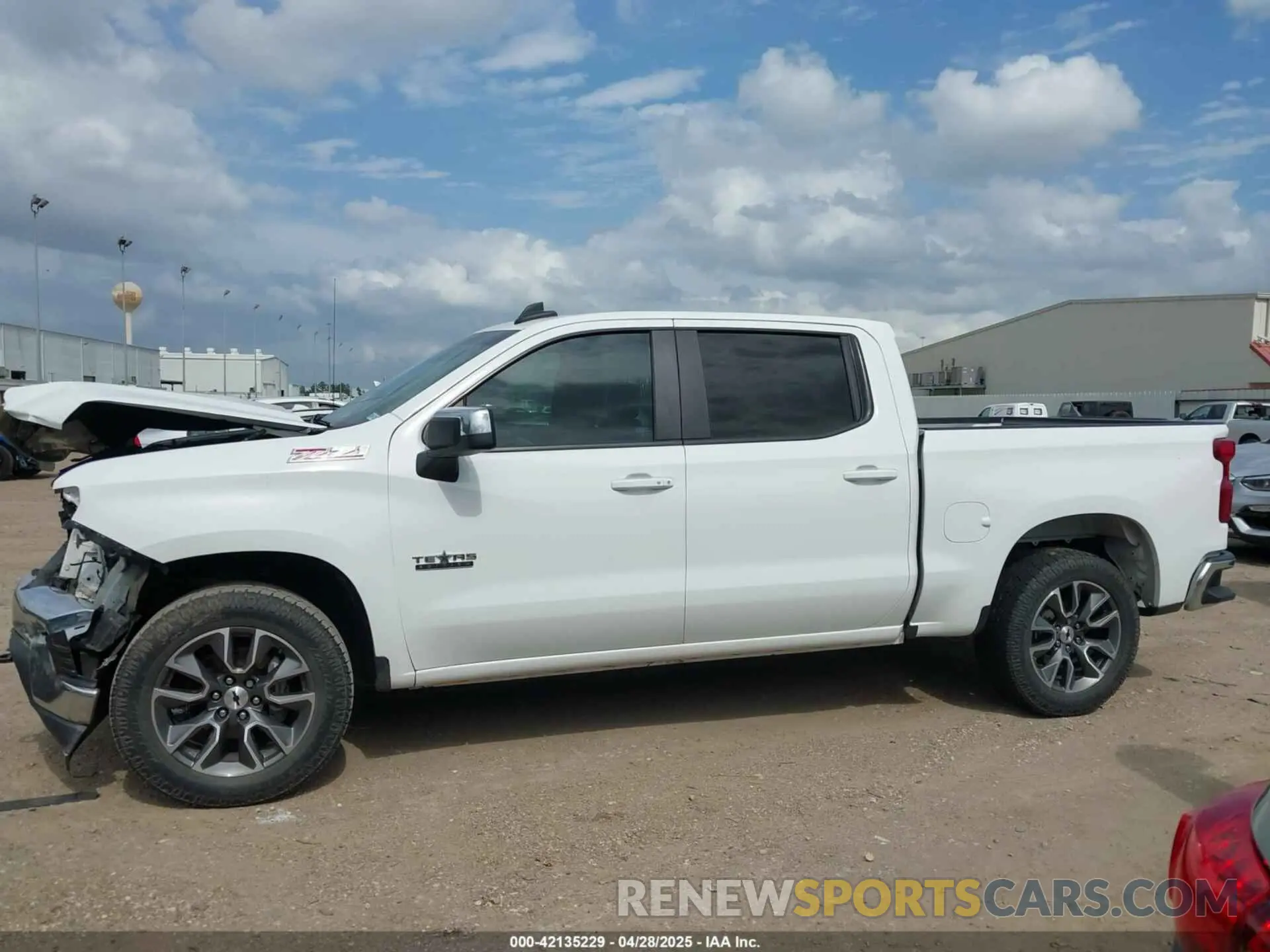 14 Photograph of a damaged car 3GCUYDED7LG274258 CHEVROLET SILVERADO 1500 2020