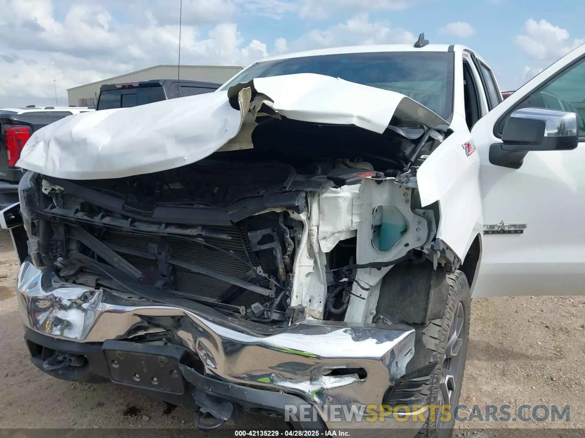 6 Photograph of a damaged car 3GCUYDED7LG274258 CHEVROLET SILVERADO 1500 2020