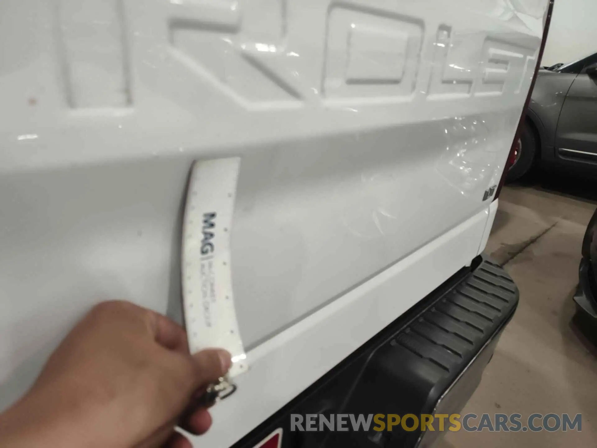 8 Photograph of a damaged car 3GCUYDED7LG344597 CHEVROLET SILVERADO 1500 2020