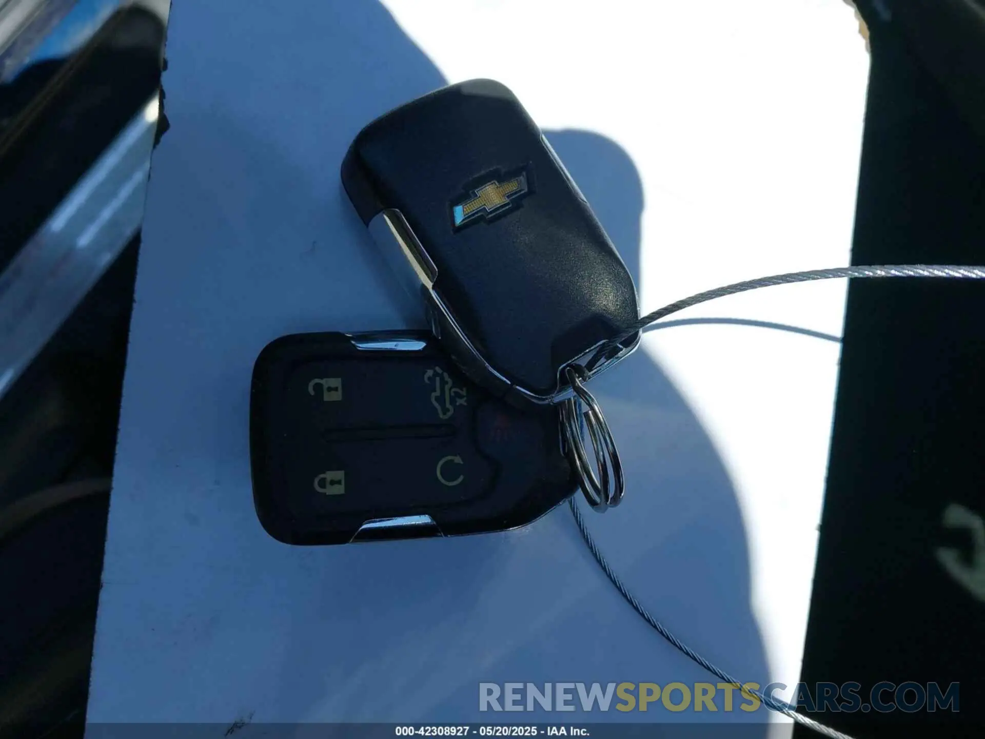11 Photograph of a damaged car 3GCUYDED7LG406452 CHEVROLET SILVERADO 1500 2020