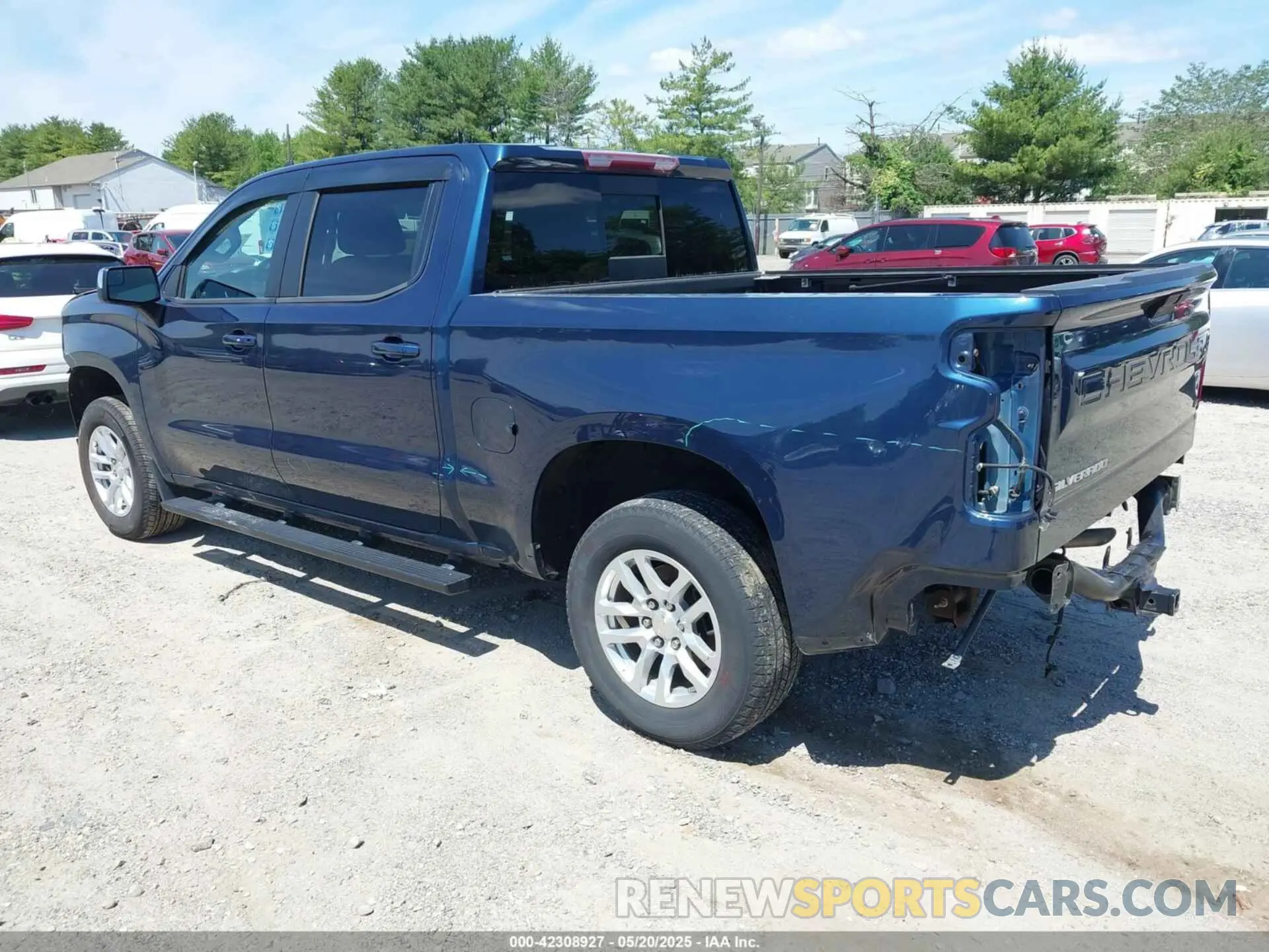 3 Photograph of a damaged car 3GCUYDED7LG406452 CHEVROLET SILVERADO 1500 2020