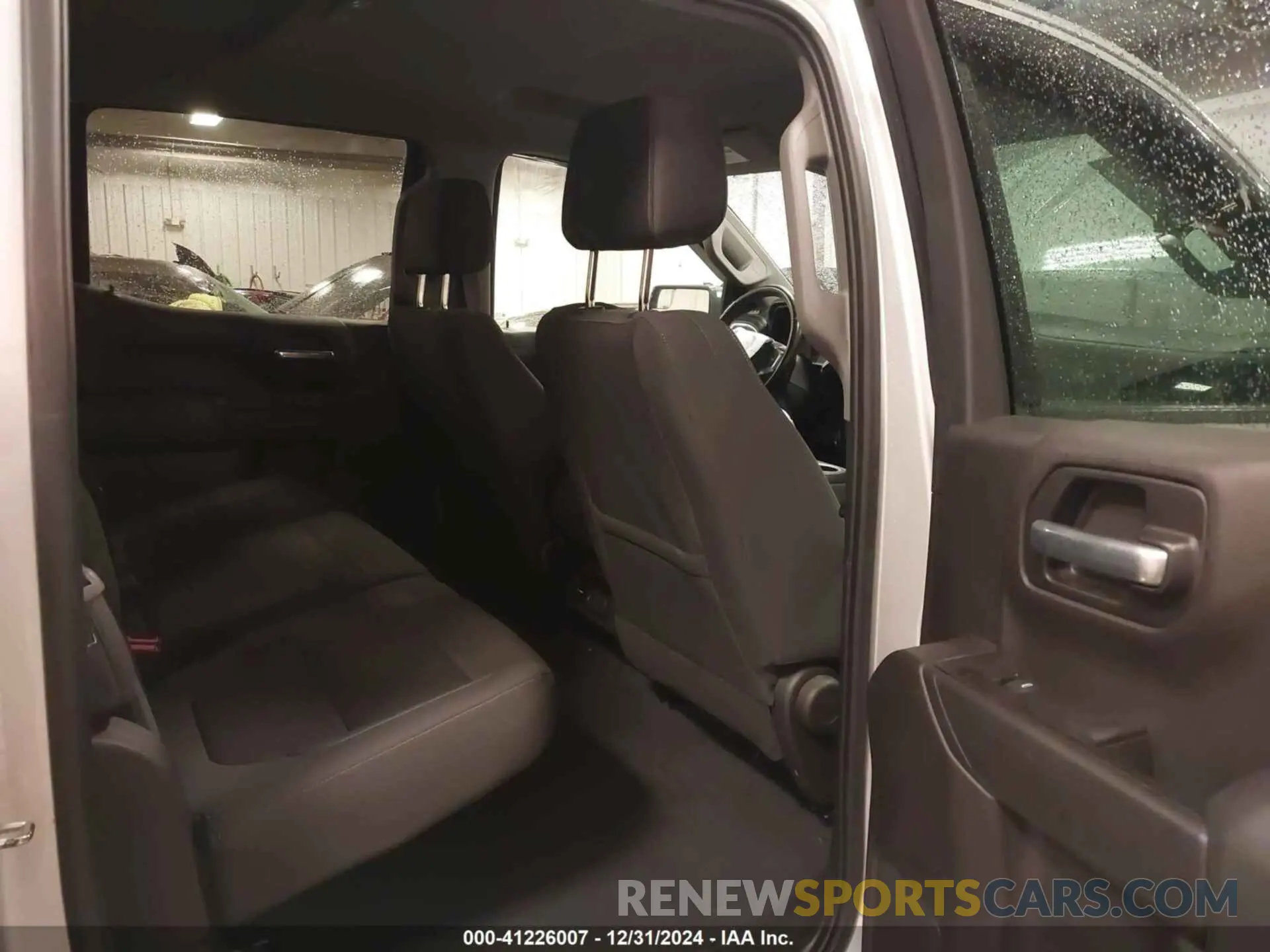 8 Photograph of a damaged car 3GCUYDED8LG185492 CHEVROLET SILVERADO 1500 2020