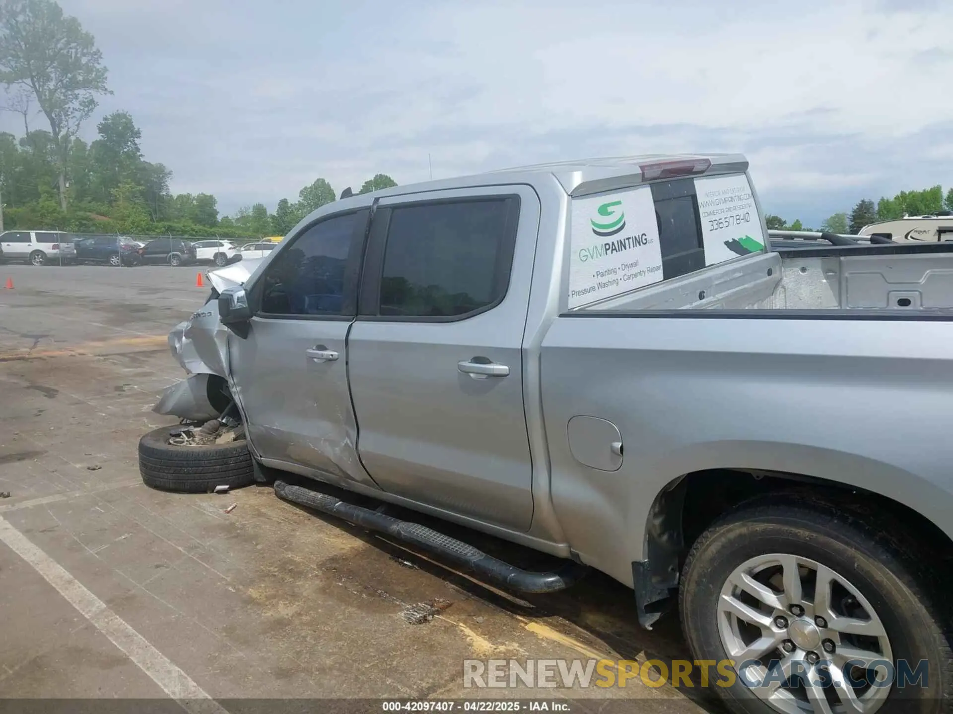 14 Photograph of a damaged car 3GCUYDED9LG427576 CHEVROLET SILVERADO 1500 2020