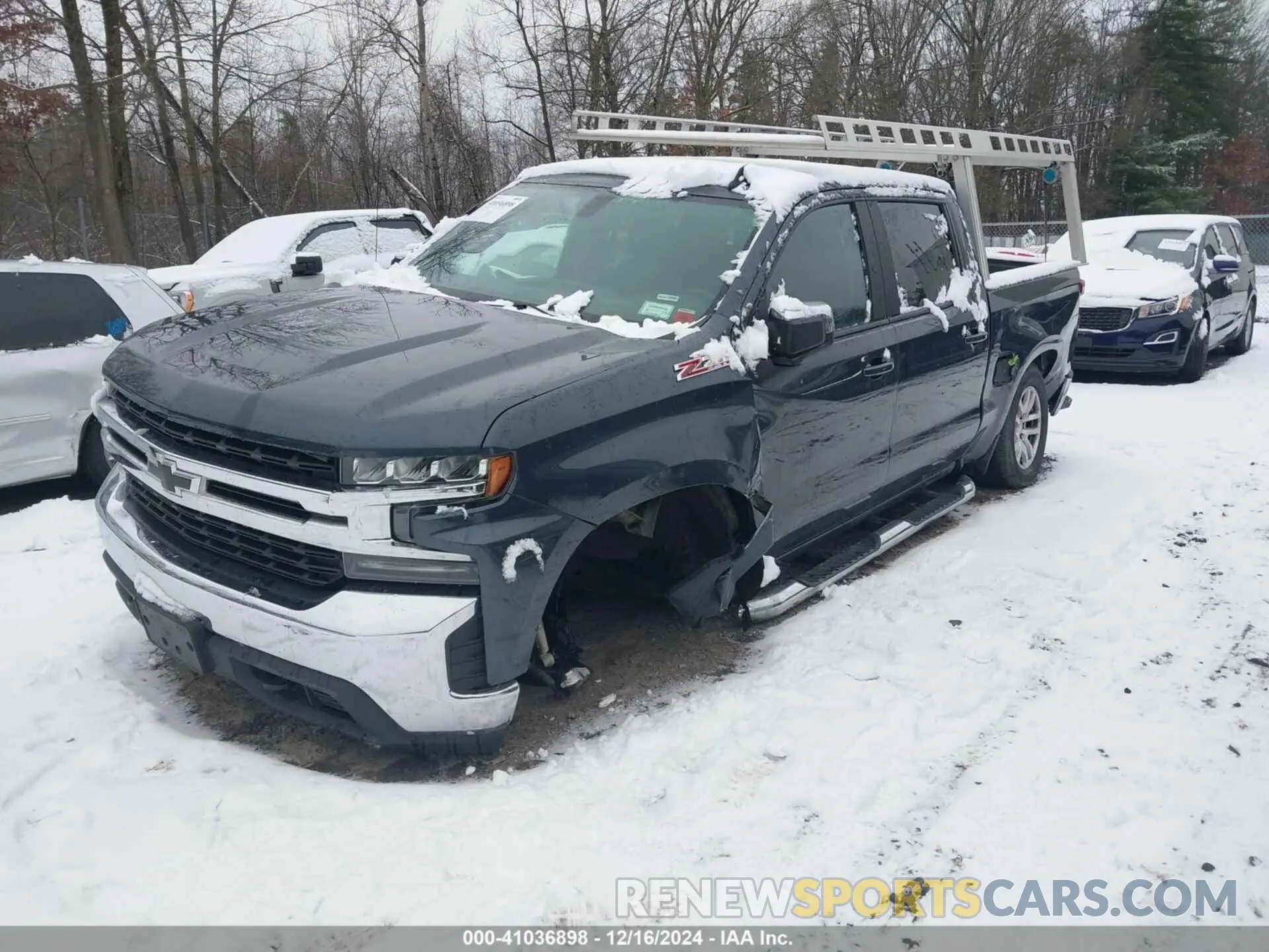 2 Photograph of a damaged car 3GCUYDEDXLG222025 CHEVROLET SILVERADO 1500 2020