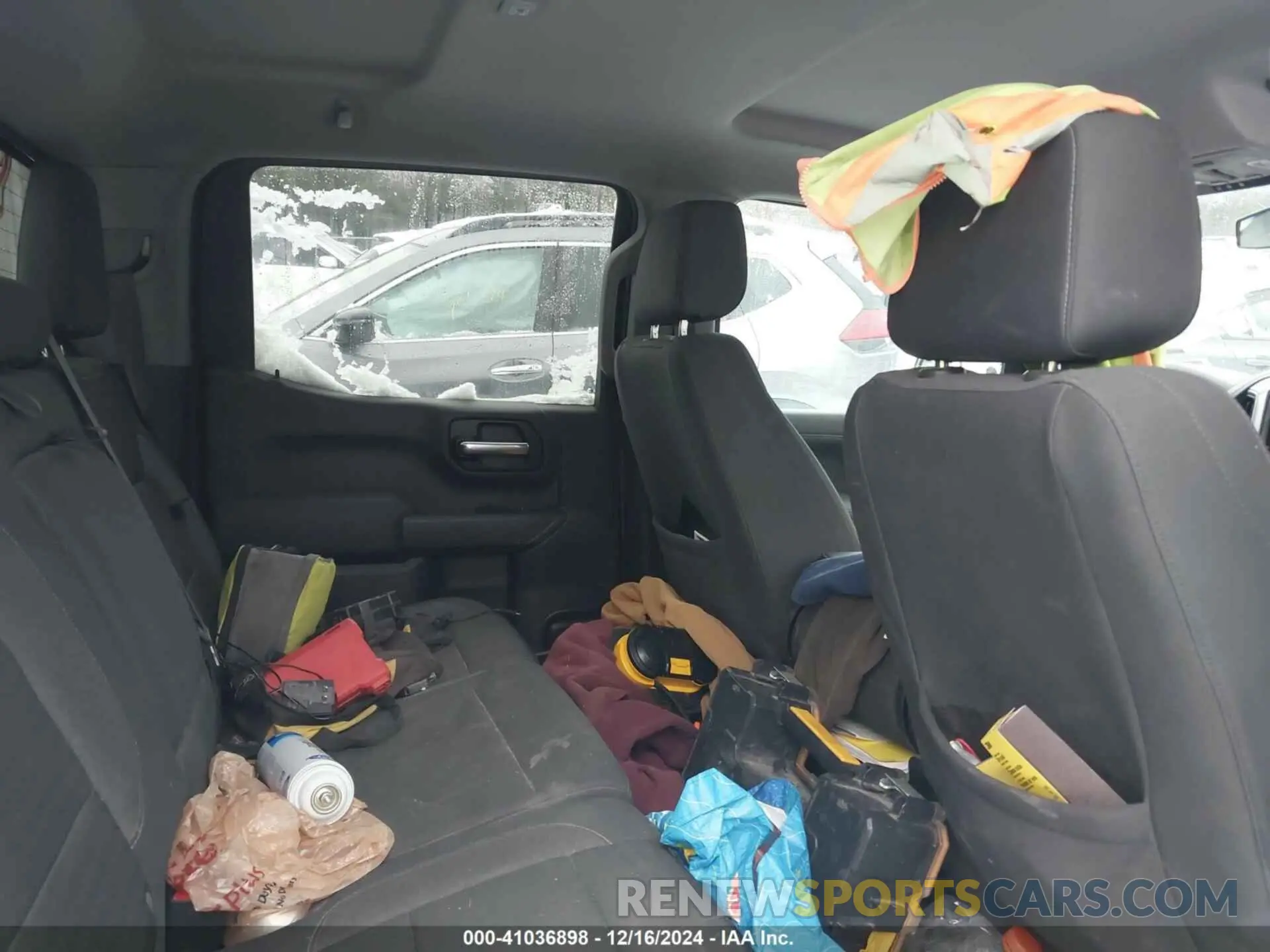 8 Photograph of a damaged car 3GCUYDEDXLG222025 CHEVROLET SILVERADO 1500 2020