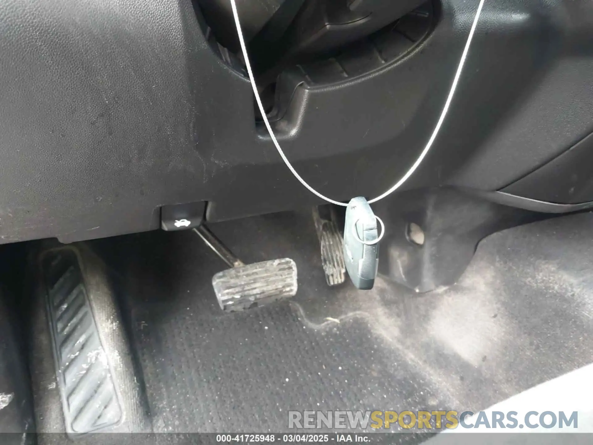 11 Photograph of a damaged car 3GCUYDEDXLG381787 CHEVROLET SILVERADO 1500 2020