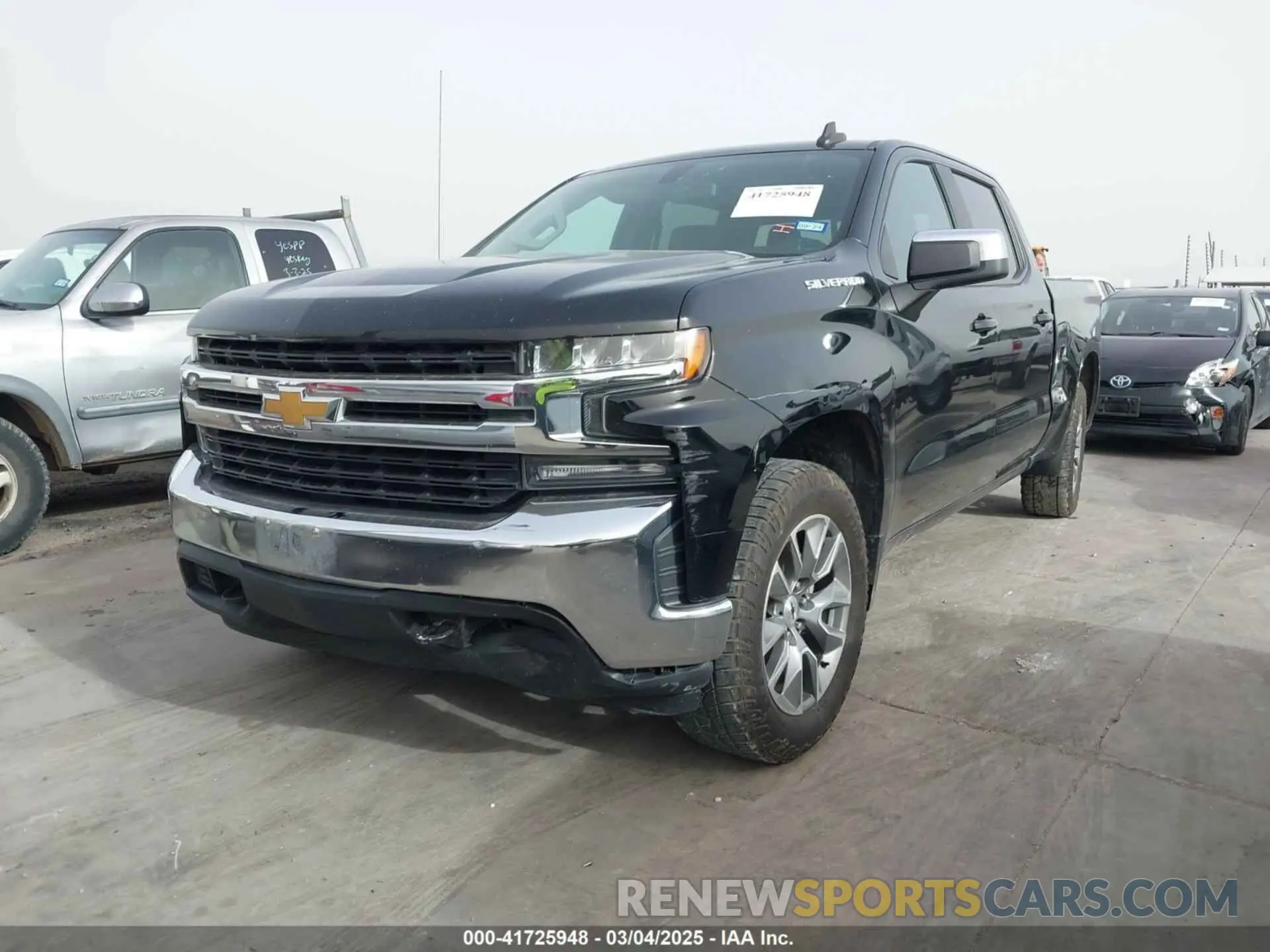 2 Photograph of a damaged car 3GCUYDEDXLG381787 CHEVROLET SILVERADO 1500 2020
