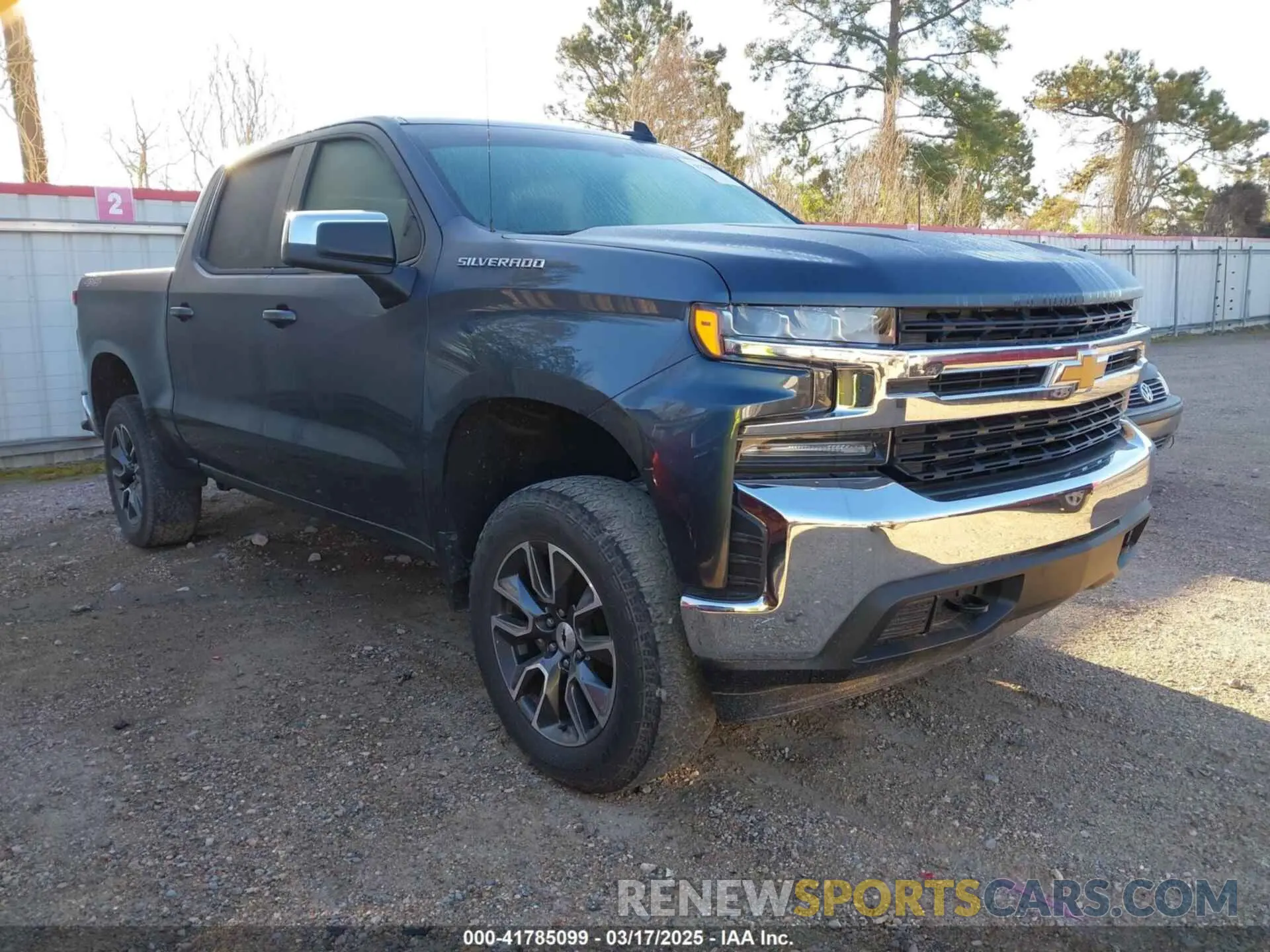 1 Photograph of a damaged car 3GCUYDEDXLG436593 CHEVROLET SILVERADO 1500 2020