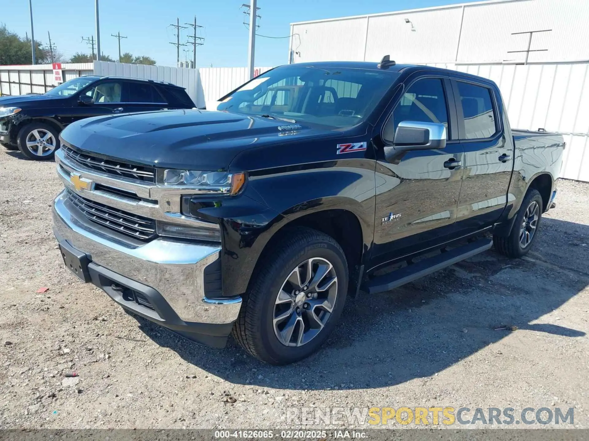 2 Photograph of a damaged car 3GCUYDET1LG115145 CHEVROLET SILVERADO 1500 2020