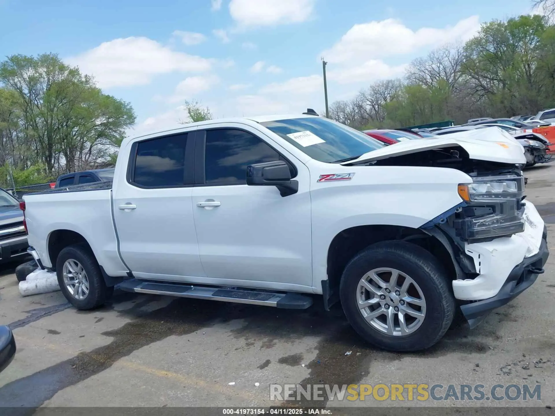 14 Photograph of a damaged car 3GCUYEED0LG285429 CHEVROLET SILVERADO 1500 2020