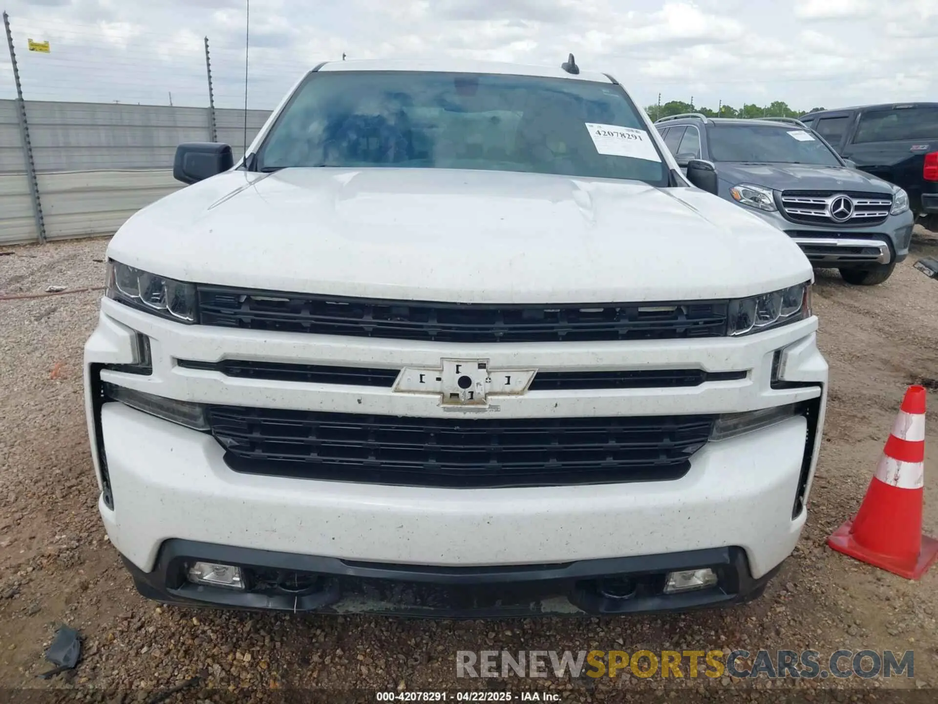 12 Photograph of a damaged car 3GCUYEED1LG347047 CHEVROLET SILVERADO 1500 2020
