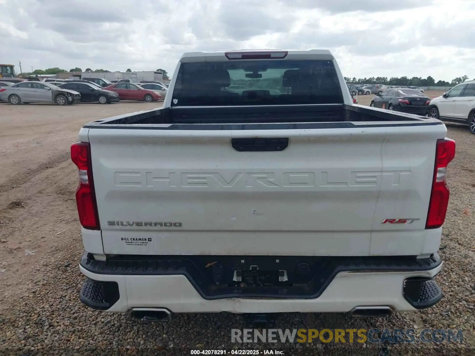 16 Photograph of a damaged car 3GCUYEED1LG347047 CHEVROLET SILVERADO 1500 2020