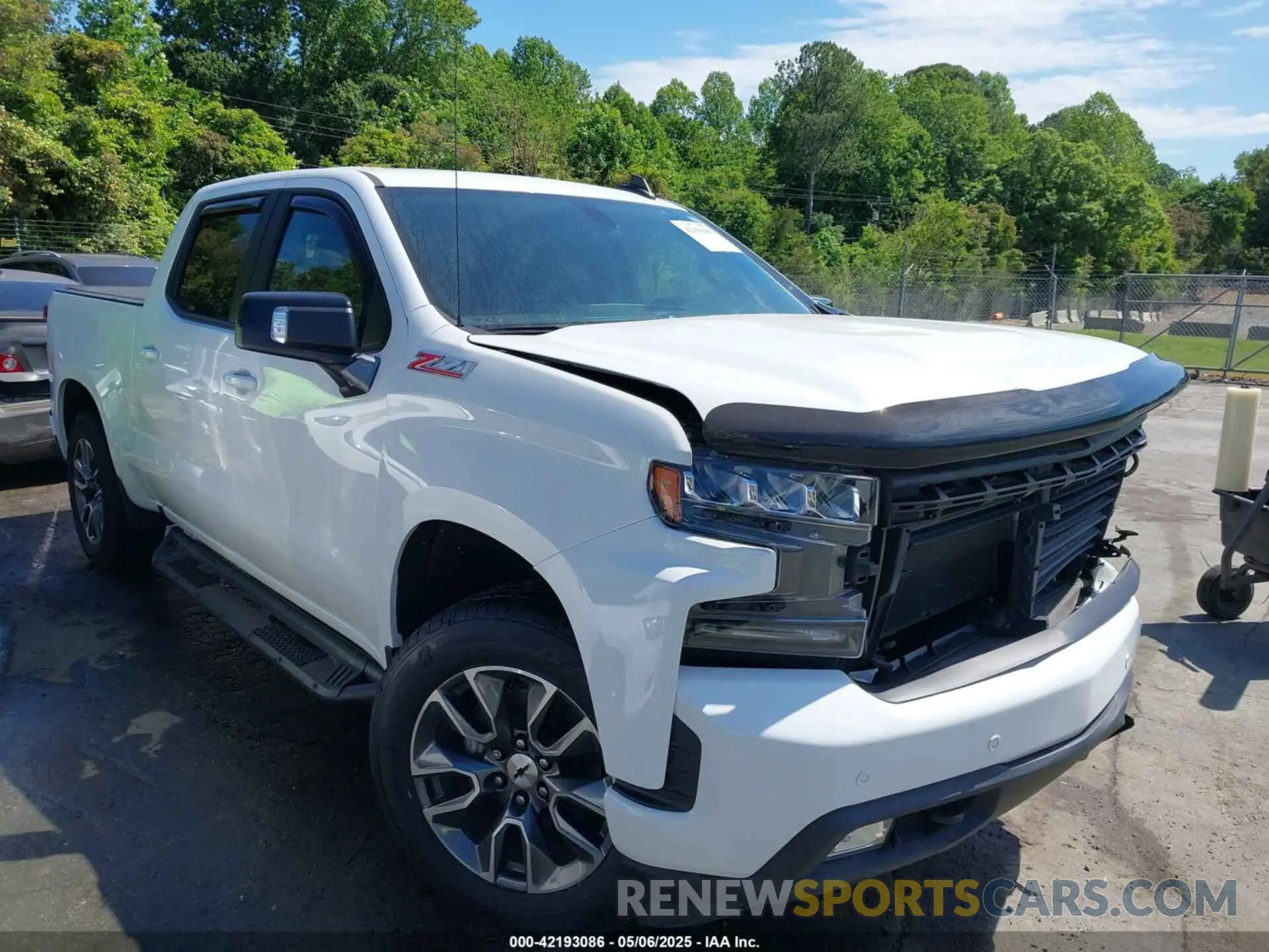 1 Photograph of a damaged car 3GCUYEED5LG141651 CHEVROLET SILVERADO 1500 2020