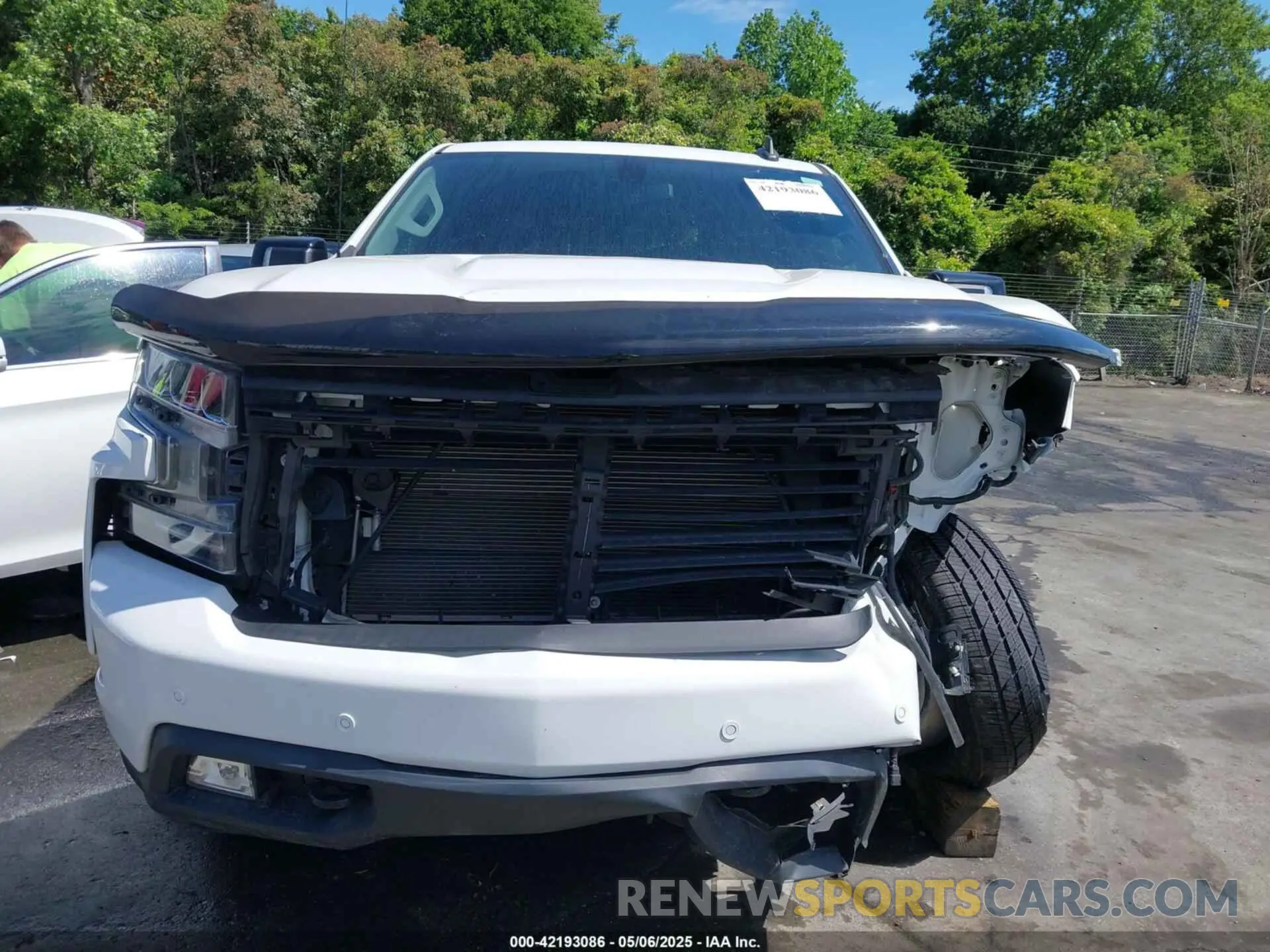11 Photograph of a damaged car 3GCUYEED5LG141651 CHEVROLET SILVERADO 1500 2020