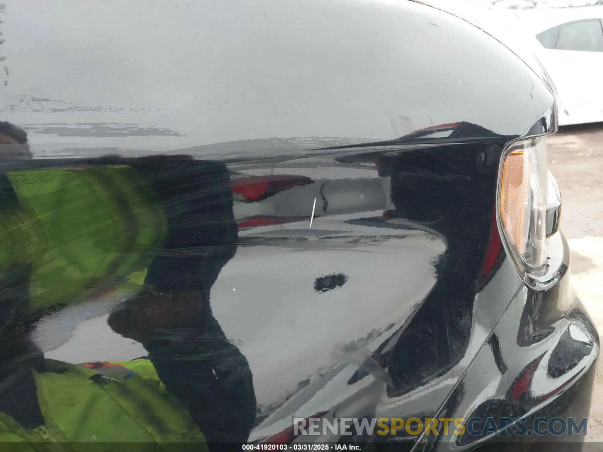 19 Photograph of a damaged car 3GCUYEED5LG303231 CHEVROLET SILVERADO 1500 2020