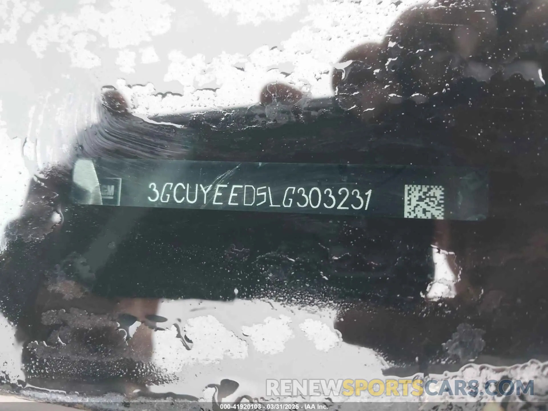 9 Photograph of a damaged car 3GCUYEED5LG303231 CHEVROLET SILVERADO 1500 2020