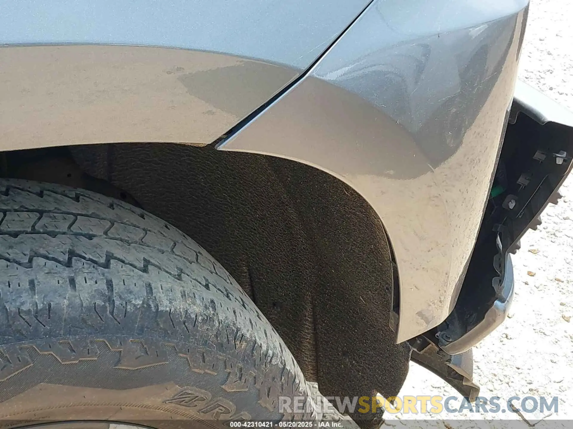 19 Photograph of a damaged car 3GCUYEED5LG421795 CHEVROLET SILVERADO 1500 2020