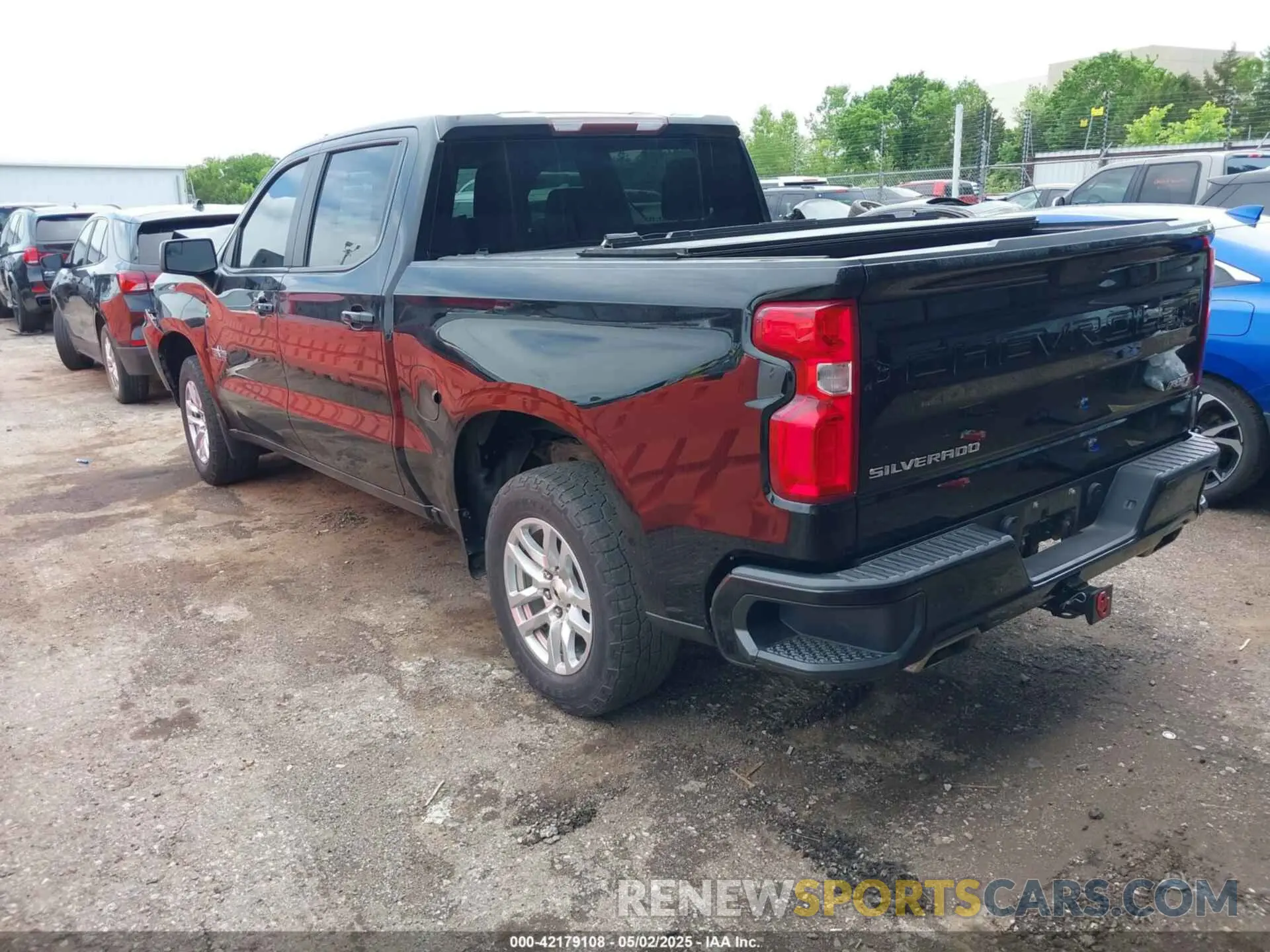 3 Photograph of a damaged car 3GCUYEED6LG231293 CHEVROLET SILVERADO 1500 2020