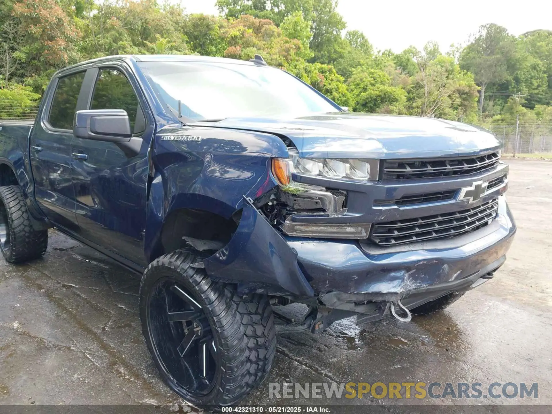 6 Photograph of a damaged car 3GCUYEED7LG210713 CHEVROLET SILVERADO 1500 2020