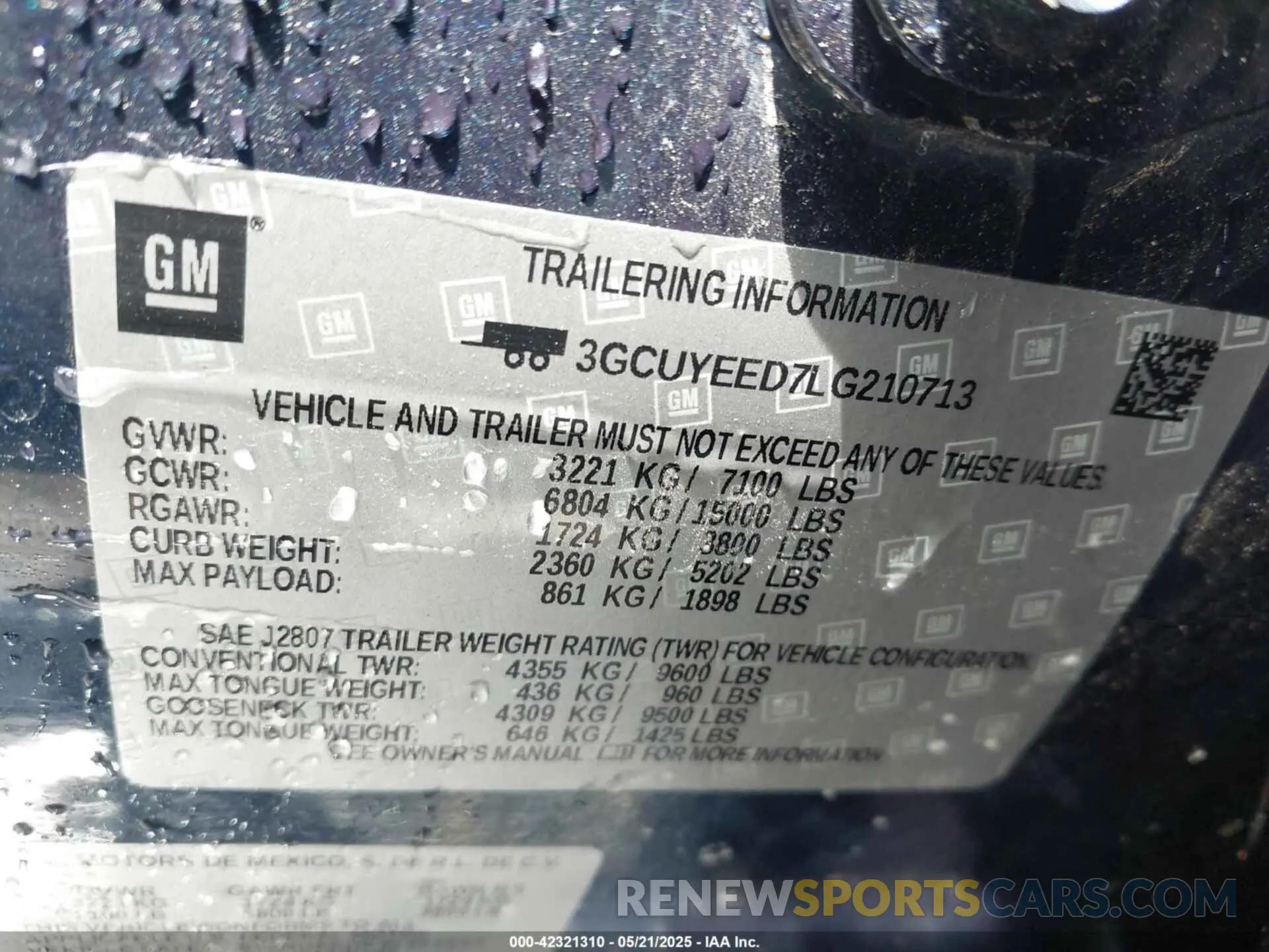 9 Photograph of a damaged car 3GCUYEED7LG210713 CHEVROLET SILVERADO 1500 2020