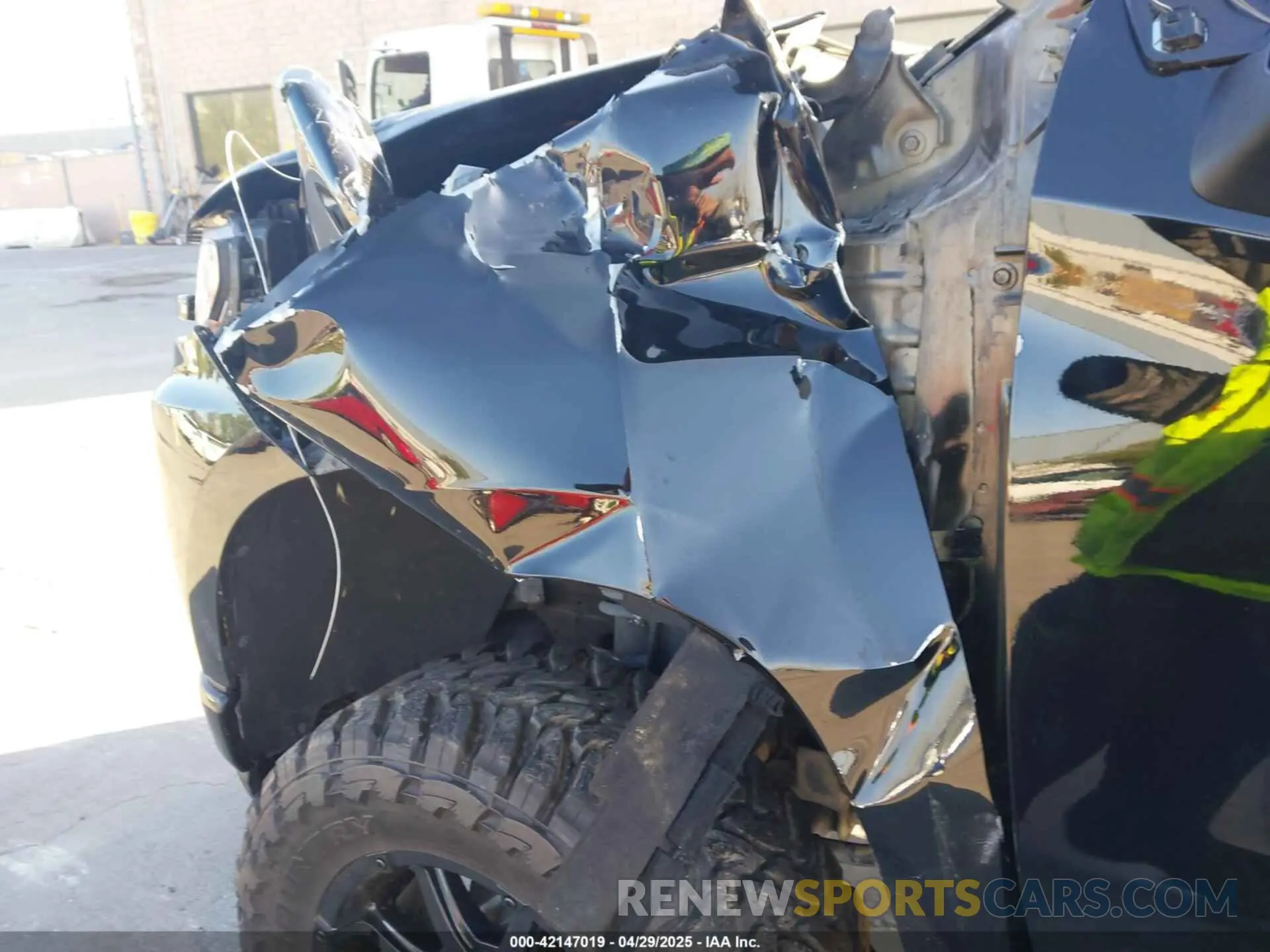 6 Photograph of a damaged car 3GCUYEED8LG118767 CHEVROLET SILVERADO 1500 2020