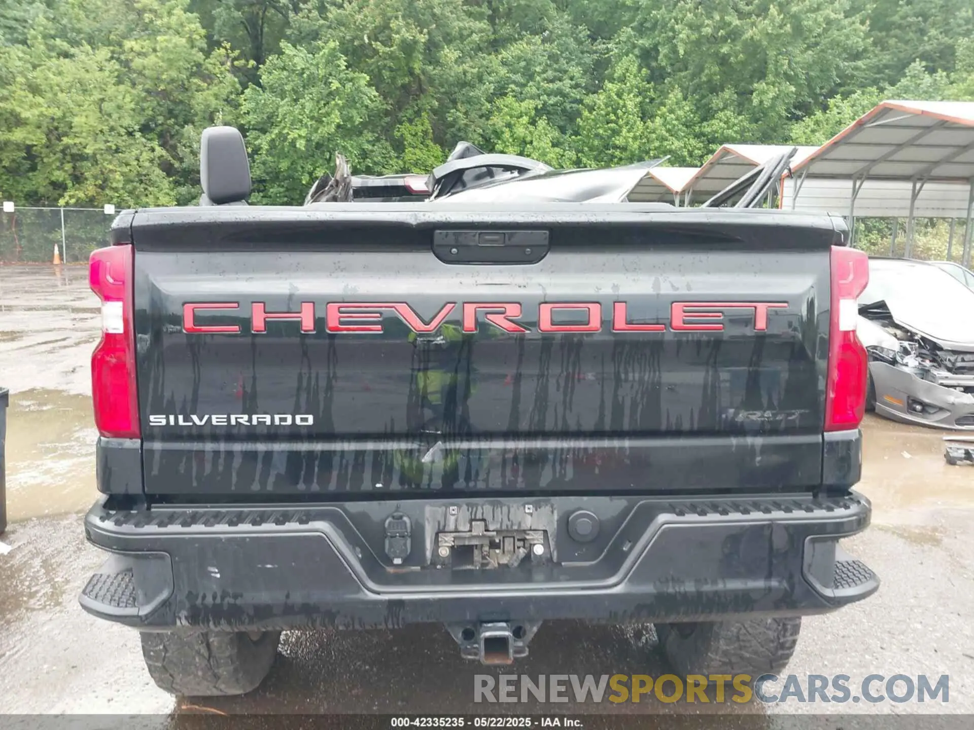 15 Photograph of a damaged car 3GCUYEEDXLG409643 CHEVROLET SILVERADO 1500 2020