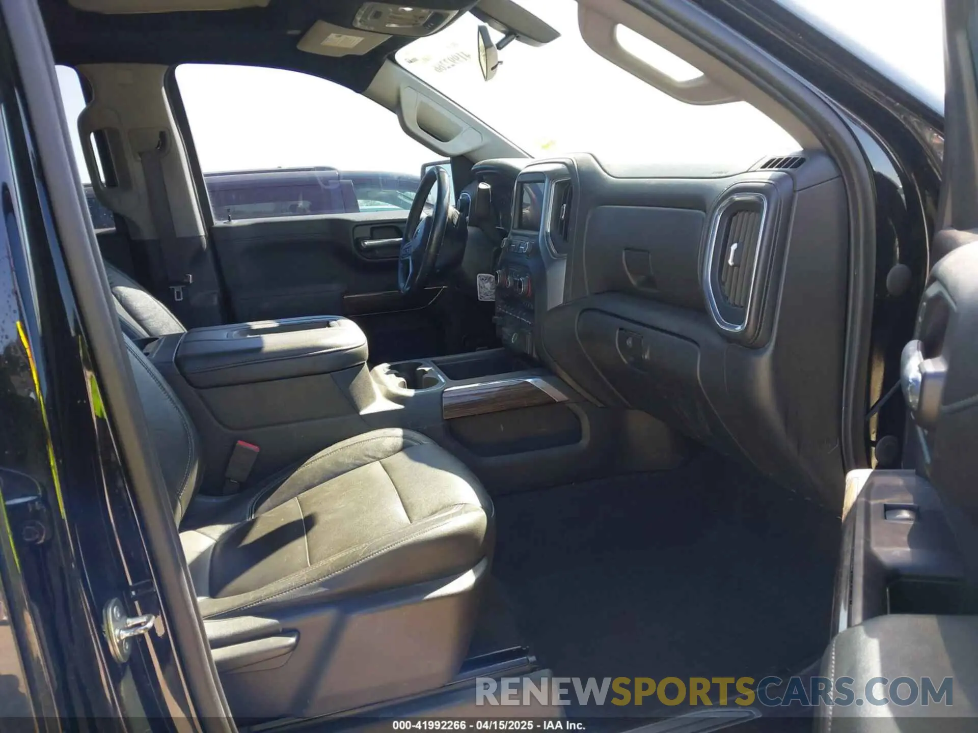 5 Photograph of a damaged car 3GCUYEEL6LG286141 CHEVROLET SILVERADO 1500 2020