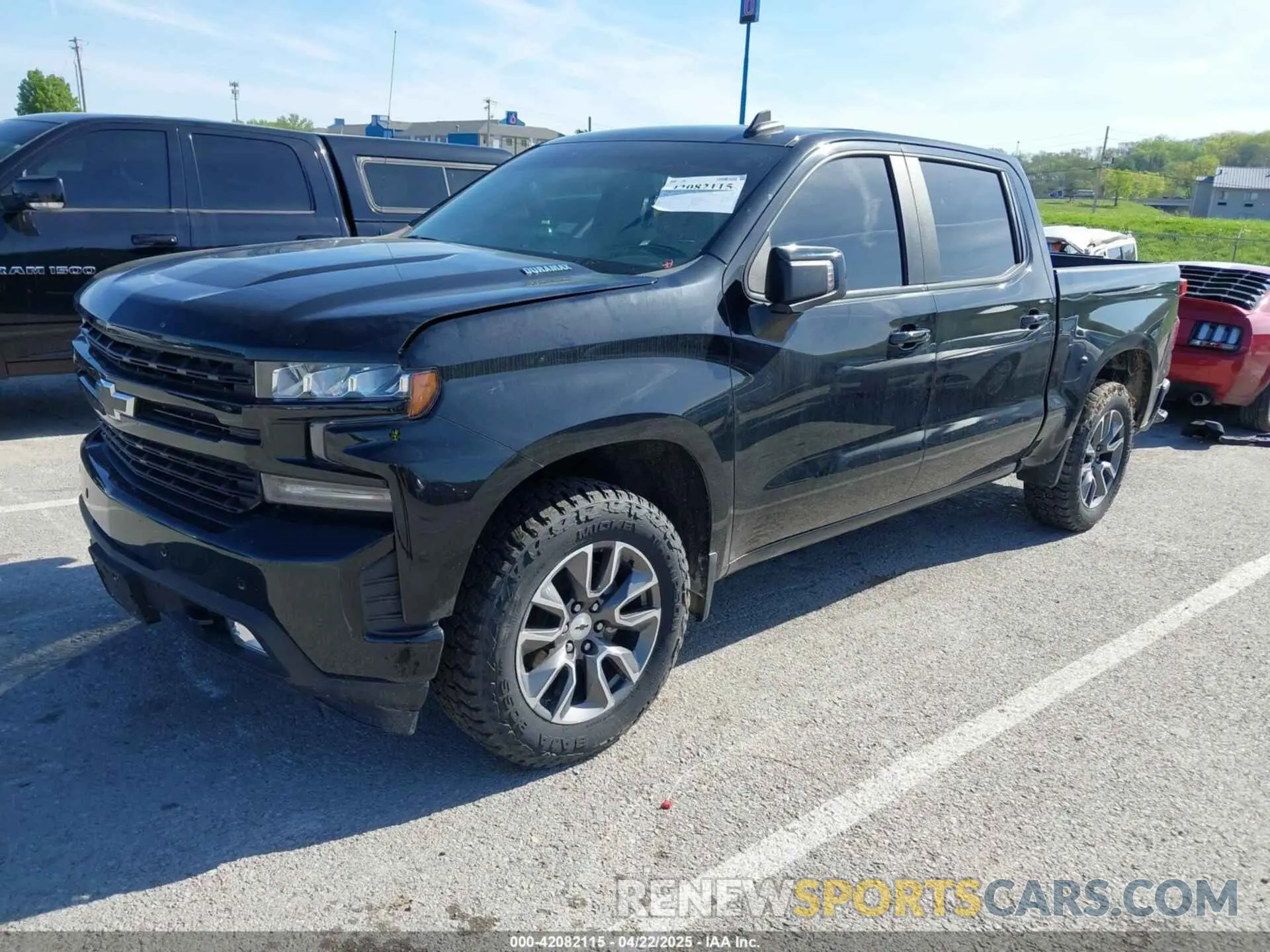 2 Photograph of a damaged car 3GCUYEET1LG370089 CHEVROLET SILVERADO 1500 2020