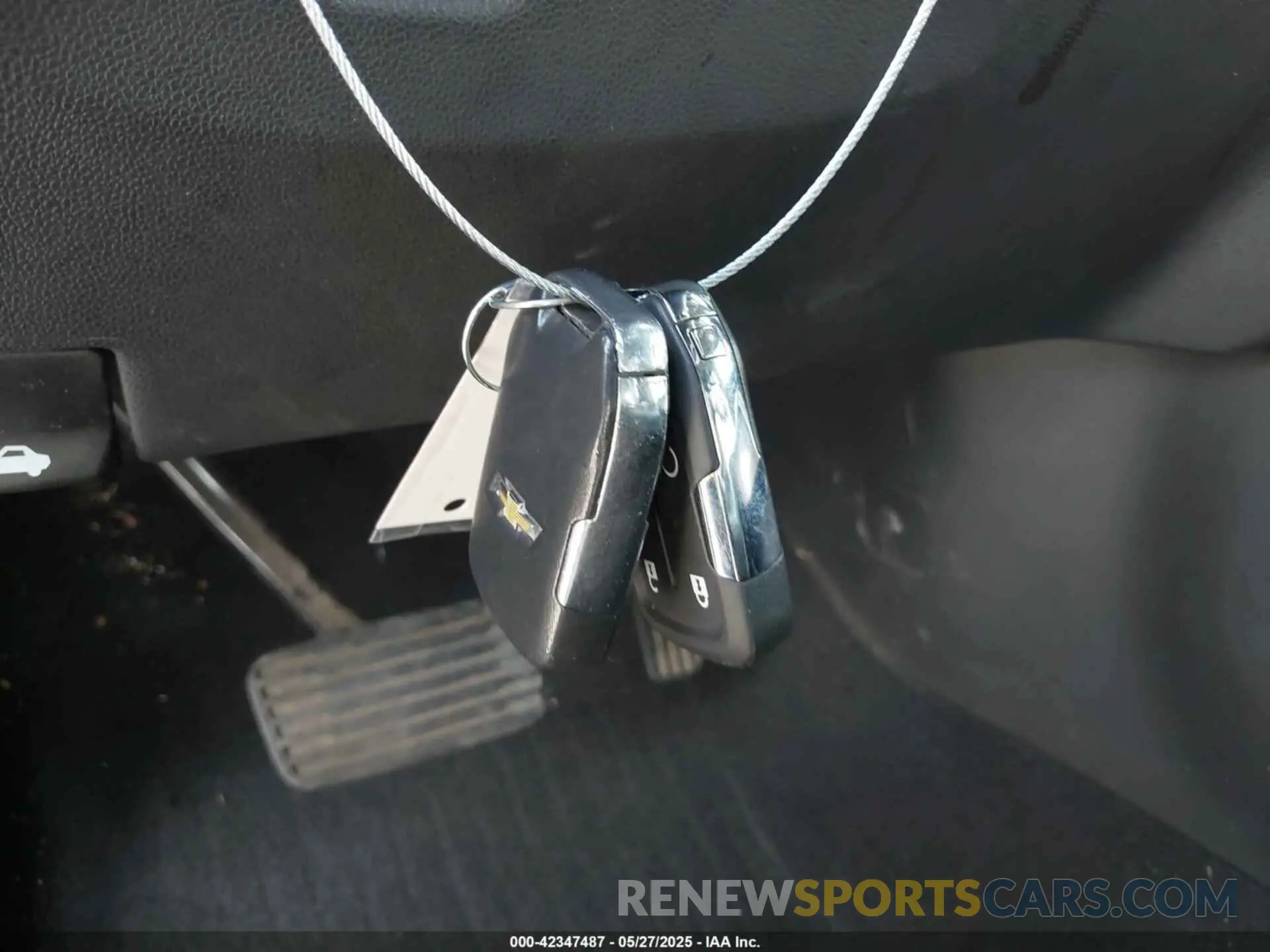 11 Photograph of a damaged car 3GCUYGED6LG210987 CHEVROLET SILVERADO 1500 2020