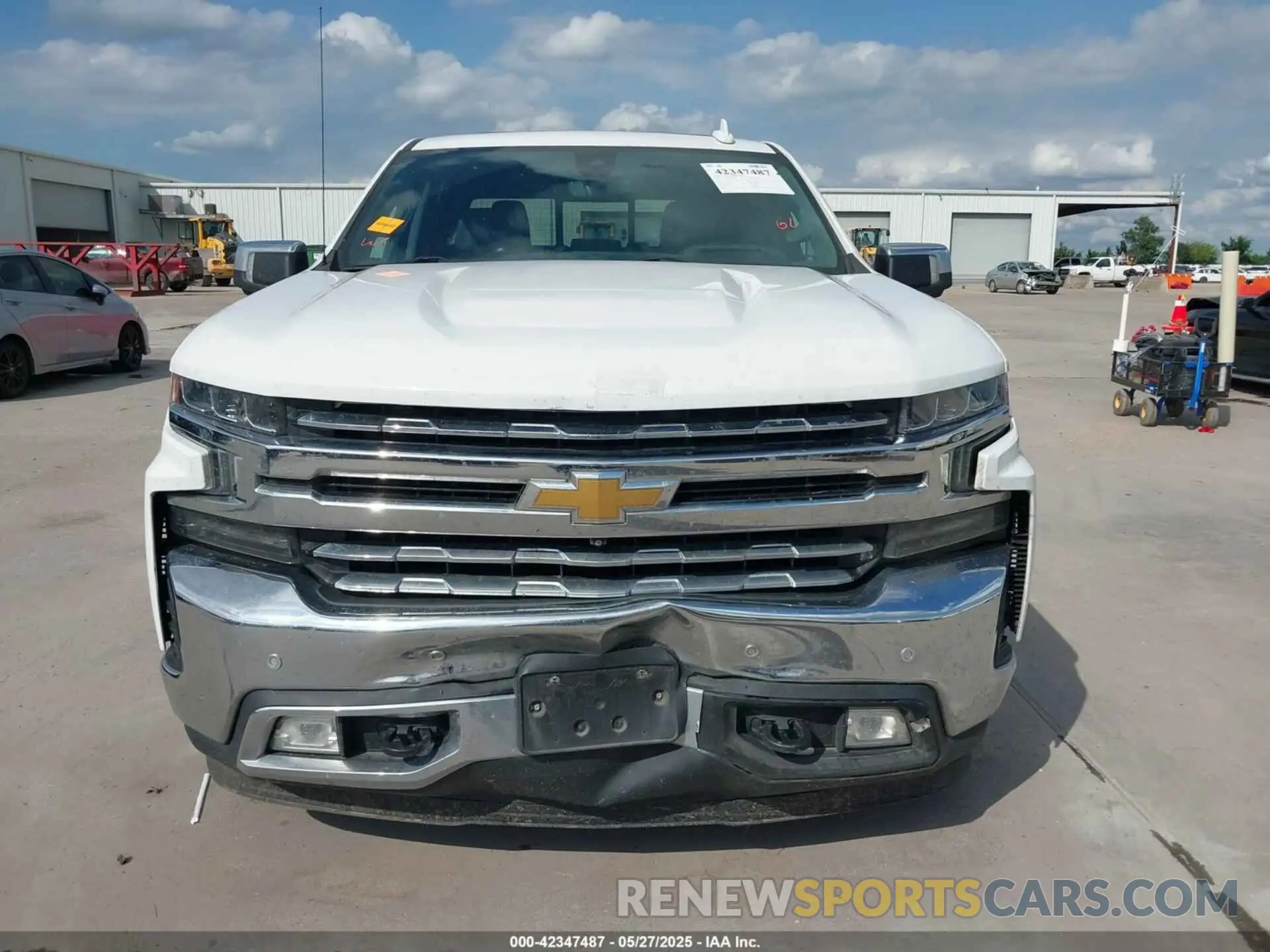 13 Photograph of a damaged car 3GCUYGED6LG210987 CHEVROLET SILVERADO 1500 2020