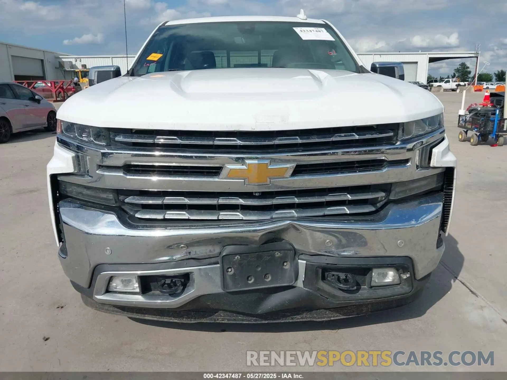 19 Photograph of a damaged car 3GCUYGED6LG210987 CHEVROLET SILVERADO 1500 2020