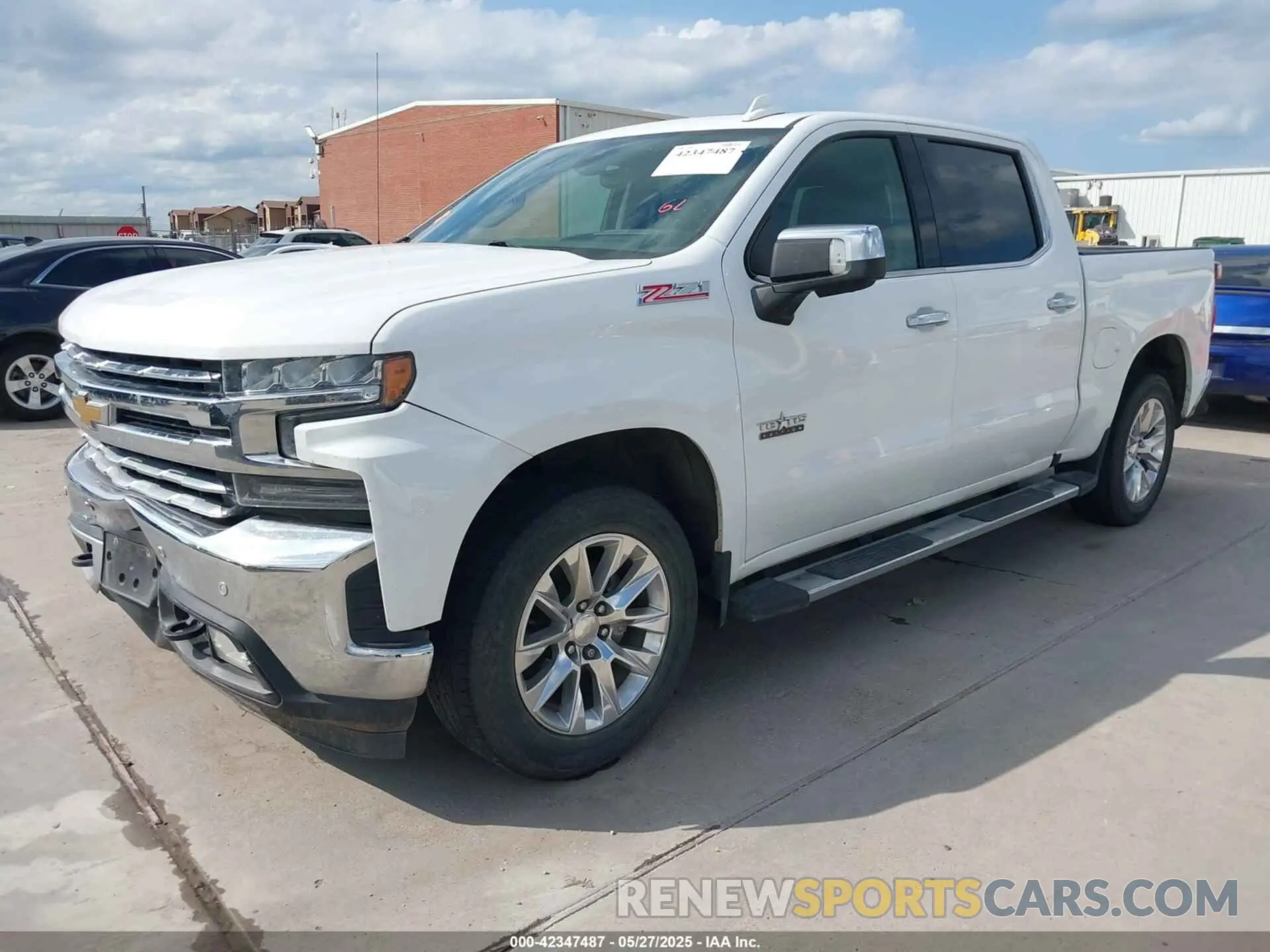 2 Photograph of a damaged car 3GCUYGED6LG210987 CHEVROLET SILVERADO 1500 2020