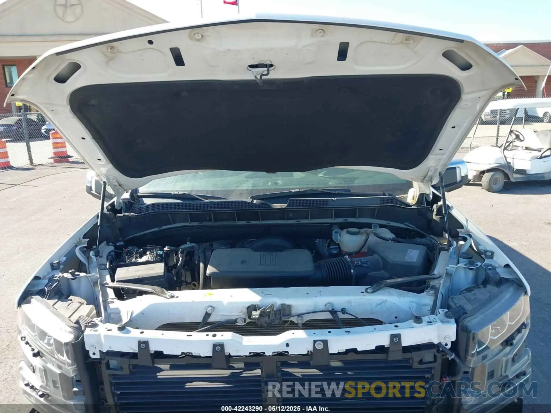 10 Photograph of a damaged car 3GCUYGED9LG399019 CHEVROLET SILVERADO 1500 2020
