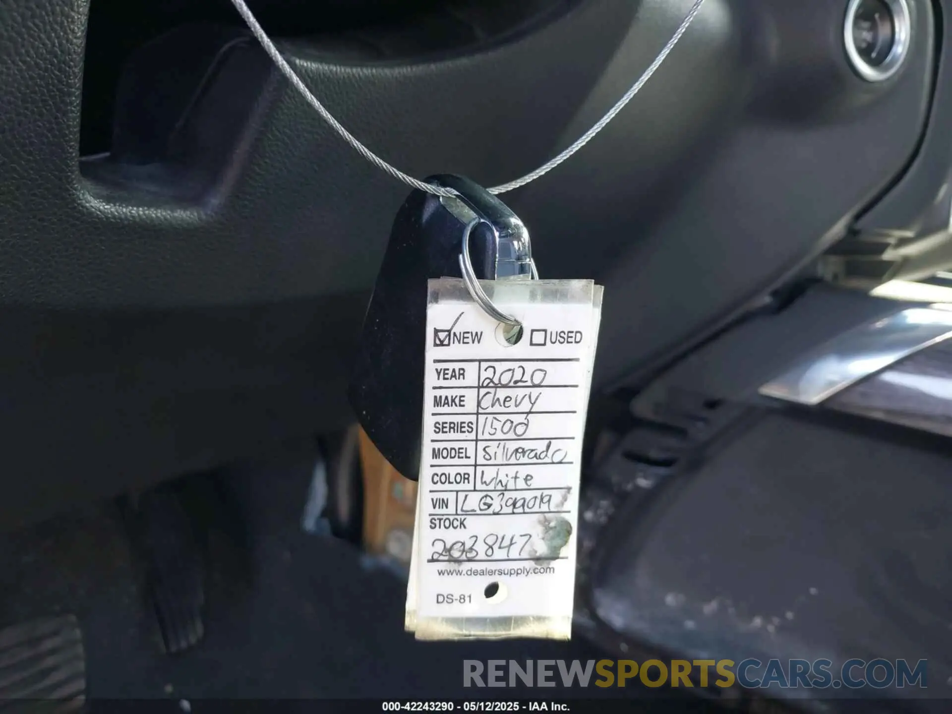 11 Photograph of a damaged car 3GCUYGED9LG399019 CHEVROLET SILVERADO 1500 2020