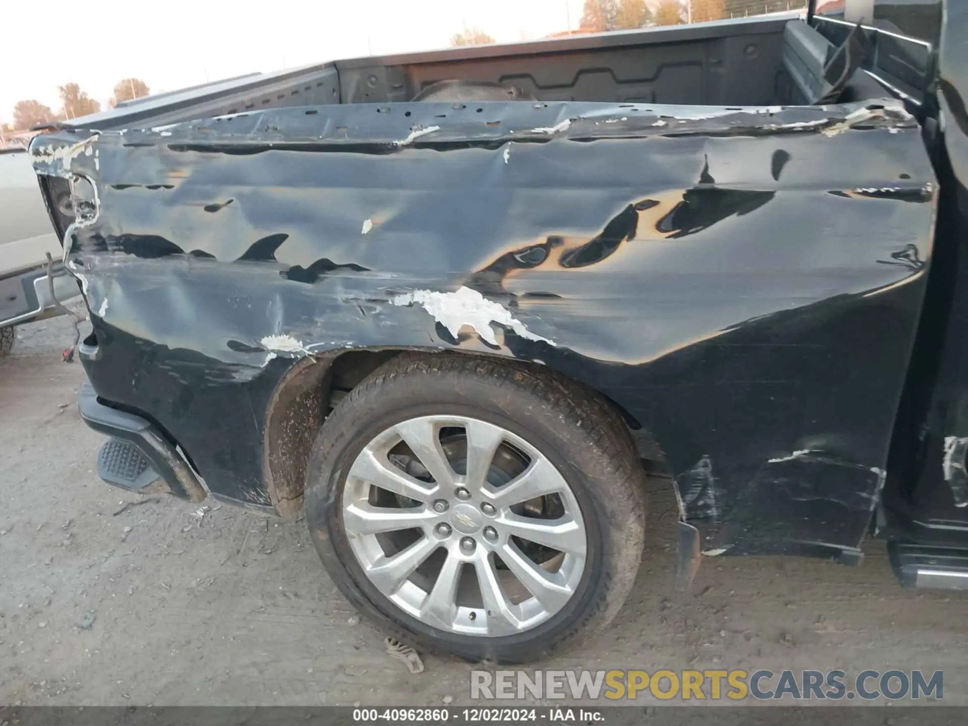 19 Photograph of a damaged car 3GCUYHEL1LG426016 CHEVROLET SILVERADO 1500 2020