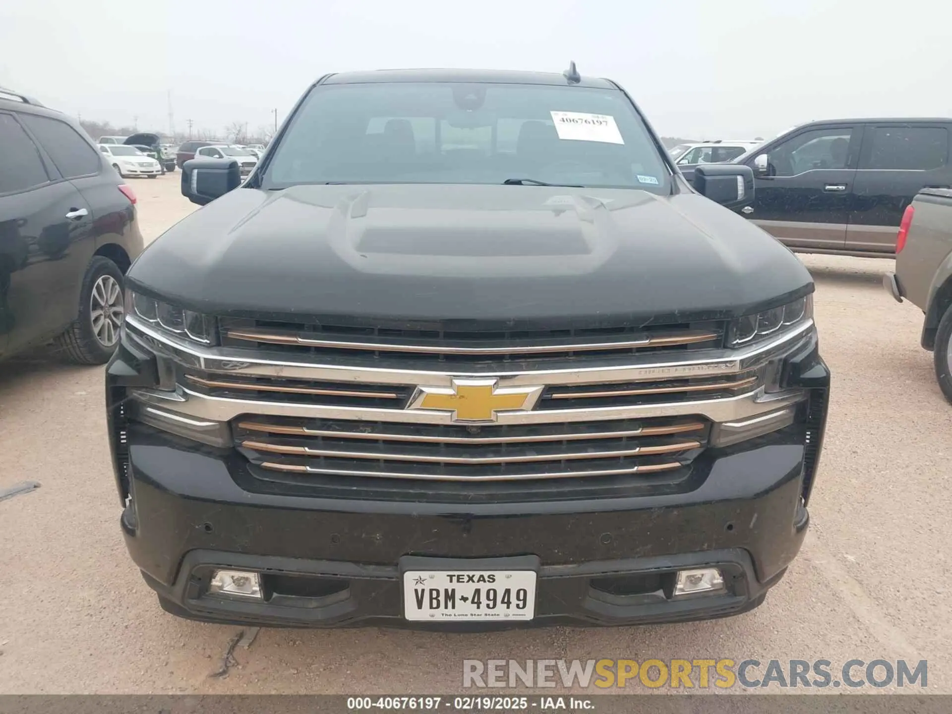 12 Photograph of a damaged car 3GCUYHEL2LG432410 CHEVROLET SILVERADO 1500 2020