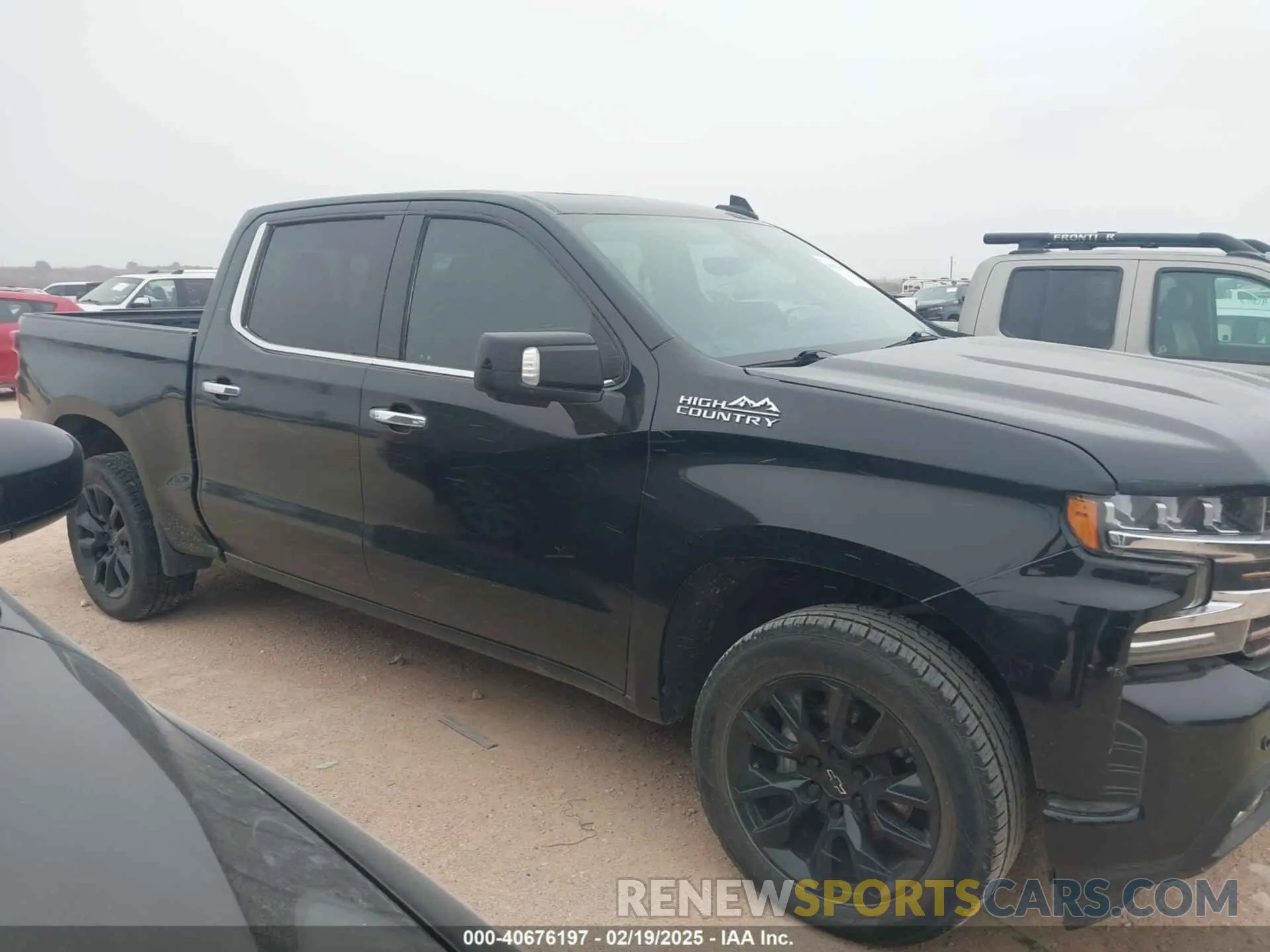 13 Photograph of a damaged car 3GCUYHEL2LG432410 CHEVROLET SILVERADO 1500 2020