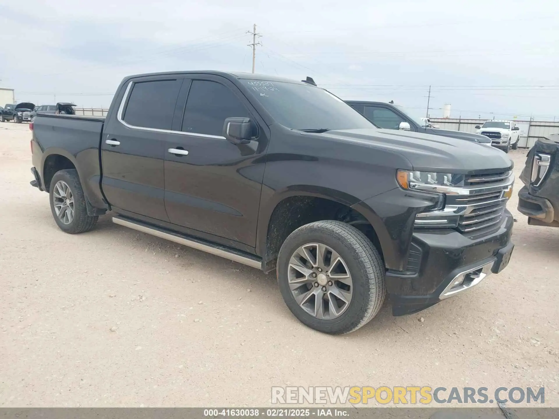 1 Photograph of a damaged car 3GCUYHEL9LG285602 CHEVROLET SILVERADO 1500 2020