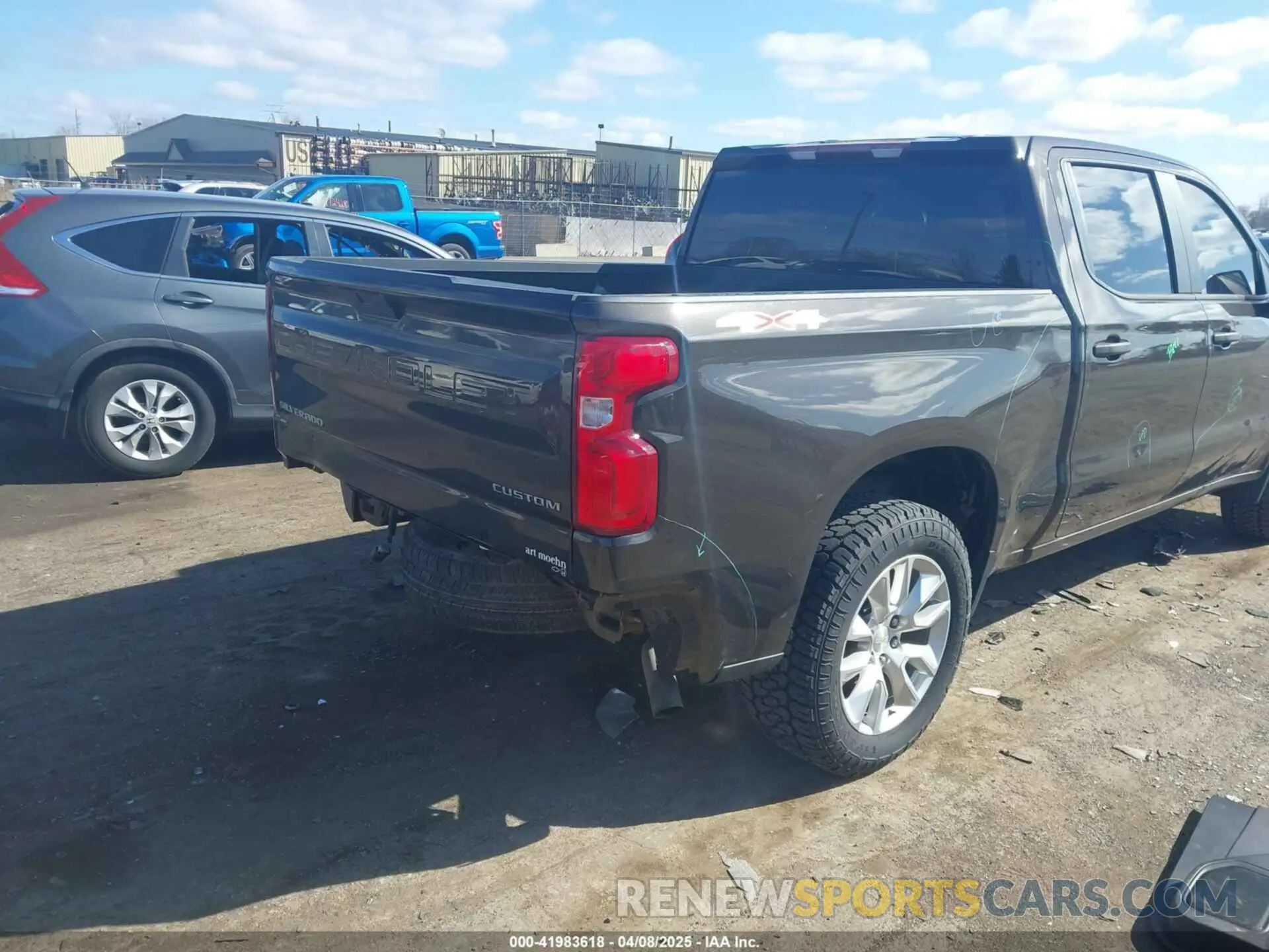 4 Photograph of a damaged car 1GCPYBEK3MZ200028 CHEVROLET SILVERADO 1500 2021