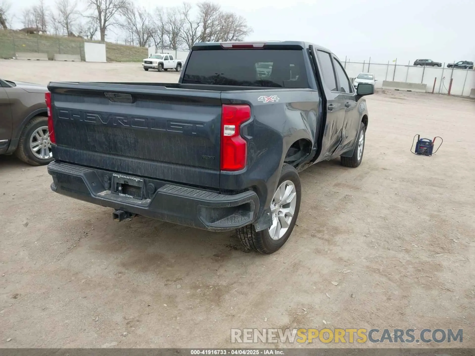4 Photograph of a damaged car 1GCPYBEKXMZ324698 CHEVROLET SILVERADO 1500 2021