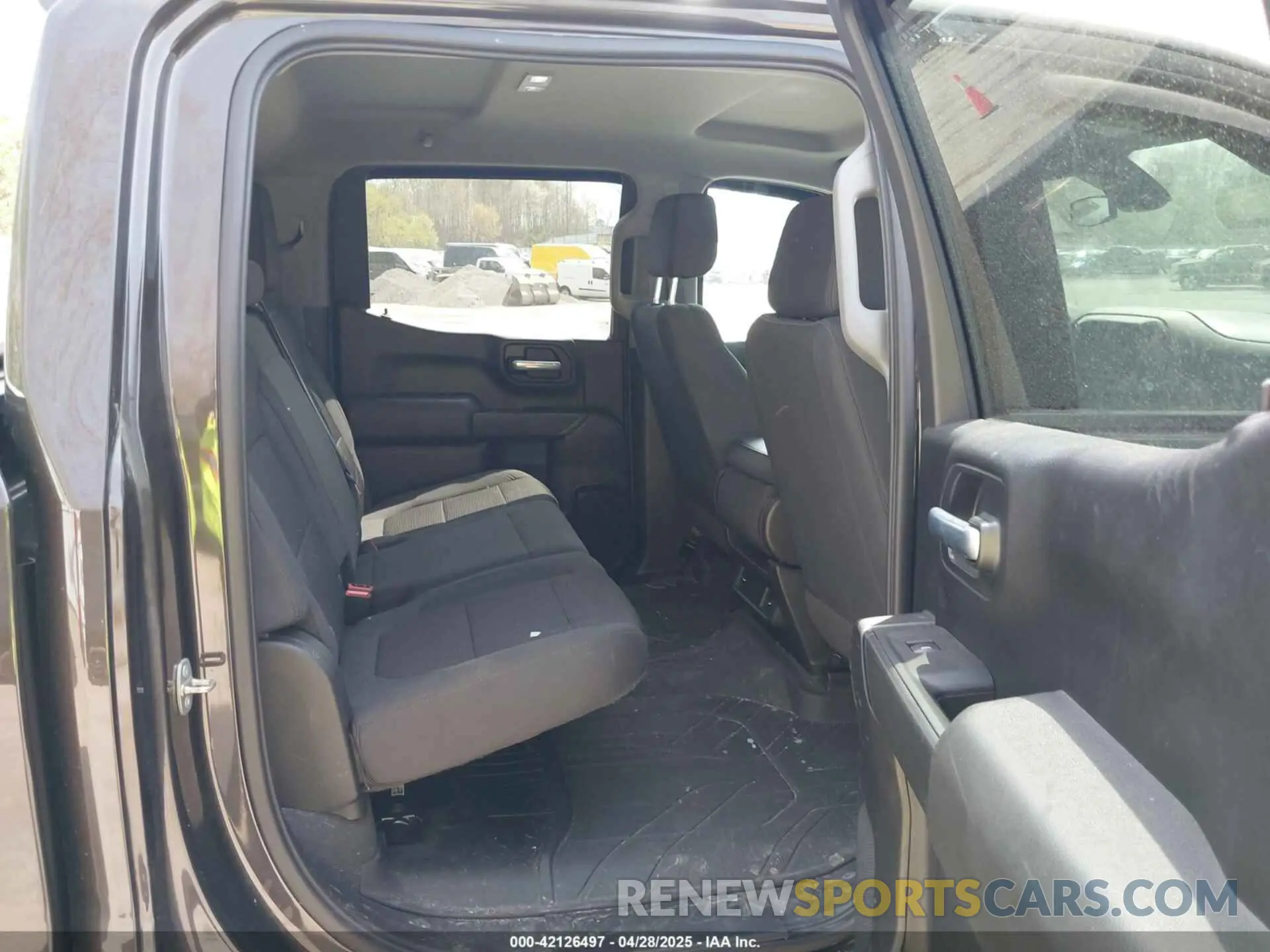 8 Photograph of a damaged car 1GCPYCEF1MZ271205 CHEVROLET SILVERADO 1500 2021