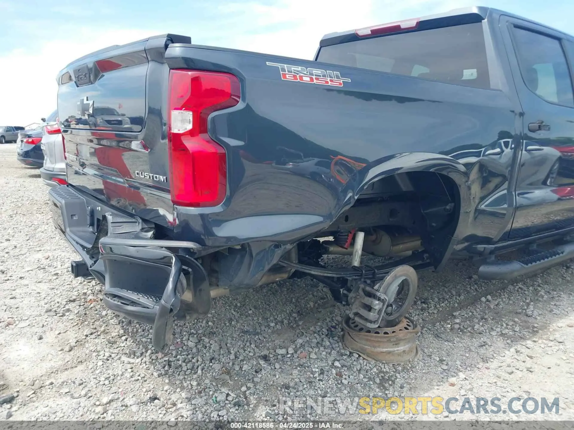 6 Photograph of a damaged car 1GCPYCEF2MZ372978 CHEVROLET SILVERADO 1500 2021